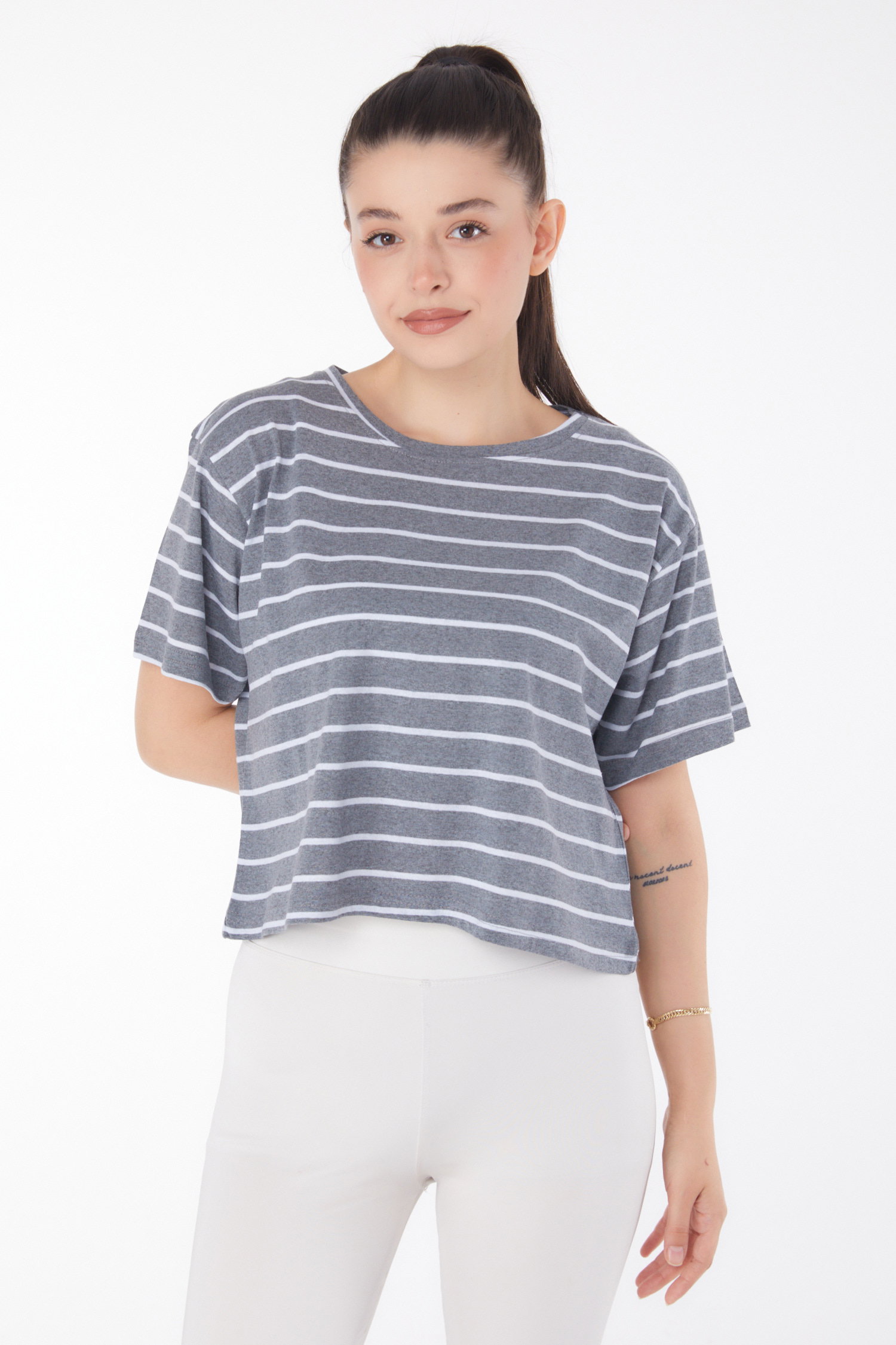 Düz Bisiklet Yaka Kadın Füme Çizgili Kısa Kollu Crop - 25842 - 1