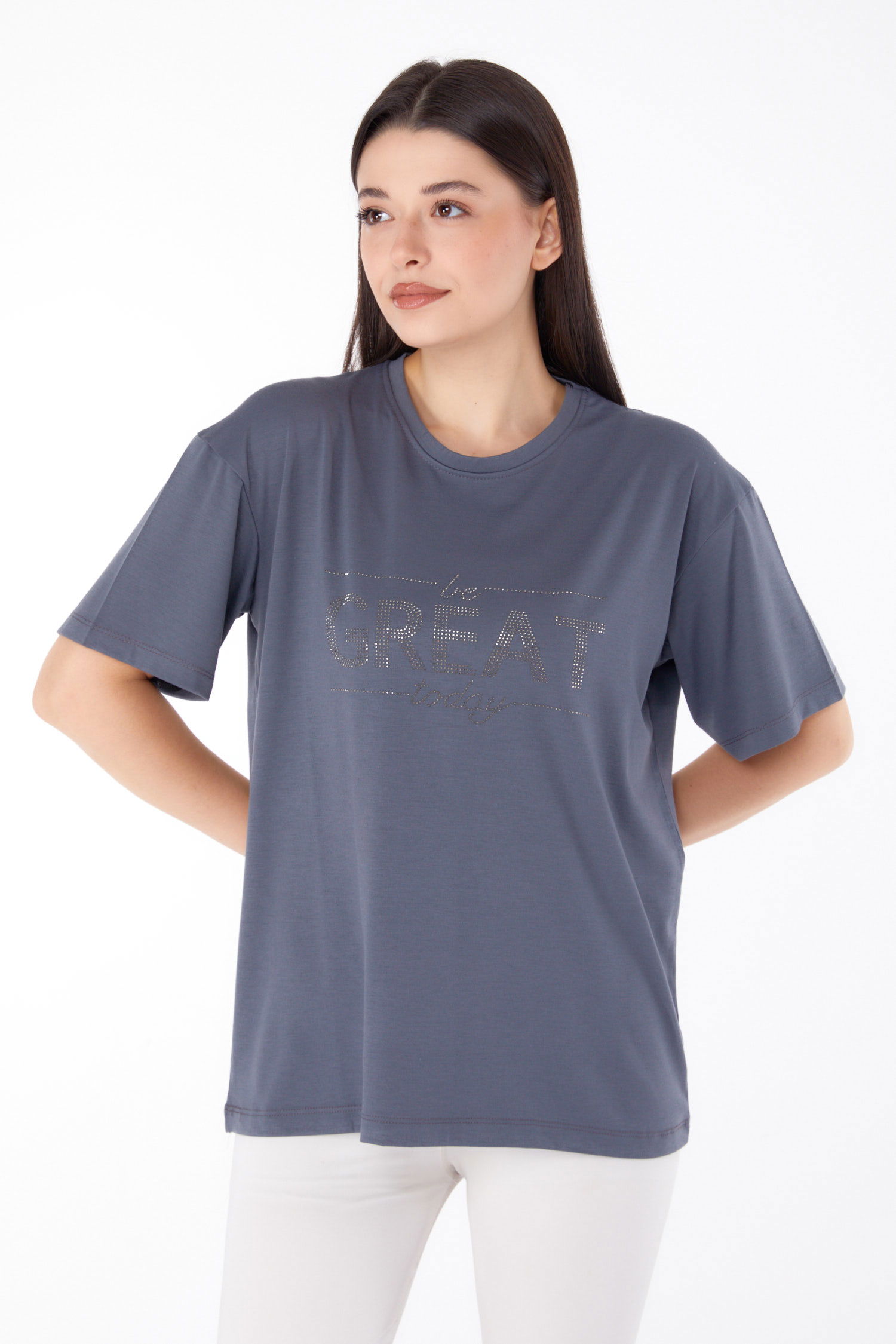 Düz Bisiklet Yaka Kadın Füme Taşlı T-shirt