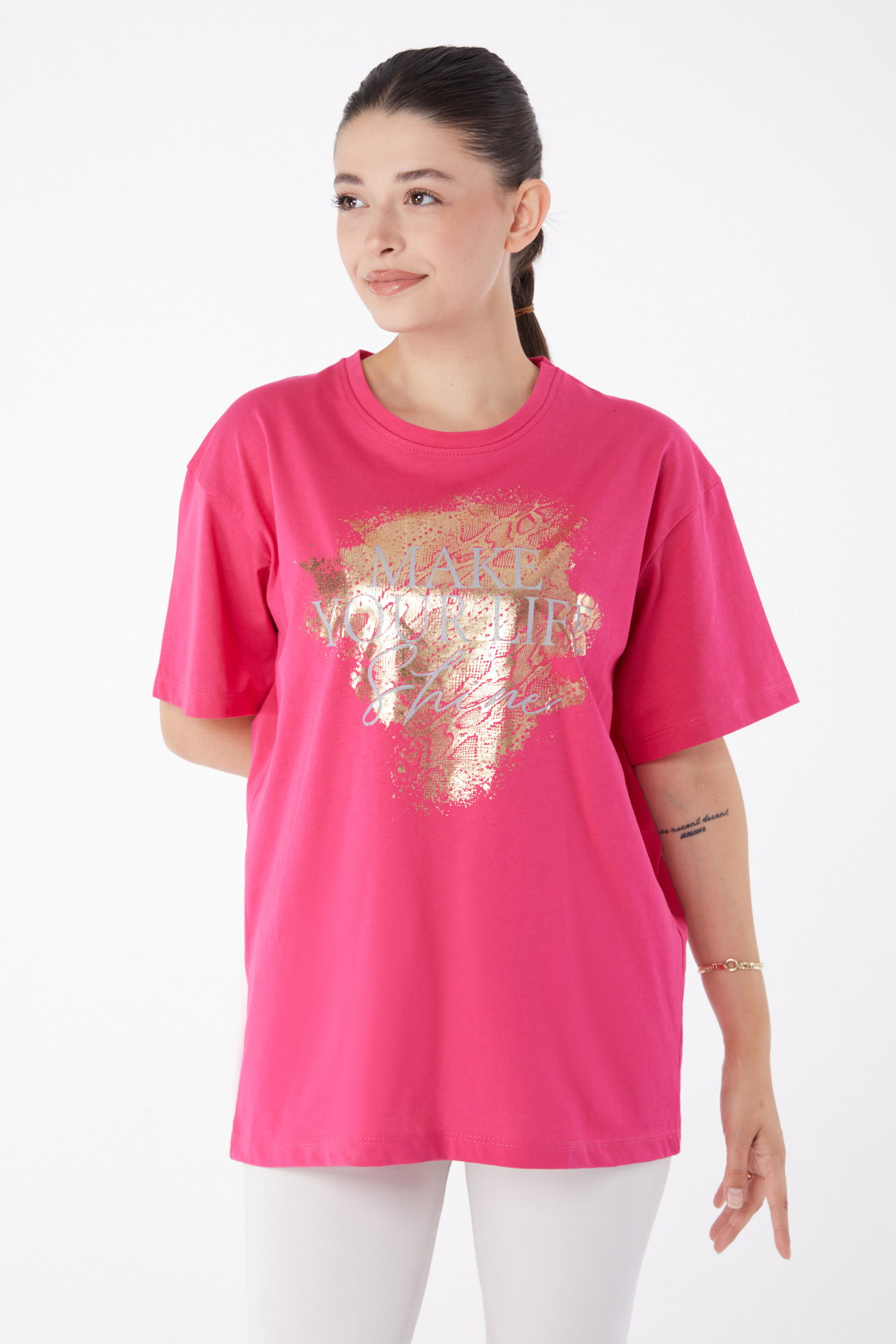 Düz Bisiklet Yaka Kadın Fusya Kısa Kollu Baskılı T-shirt - 25980 - 2