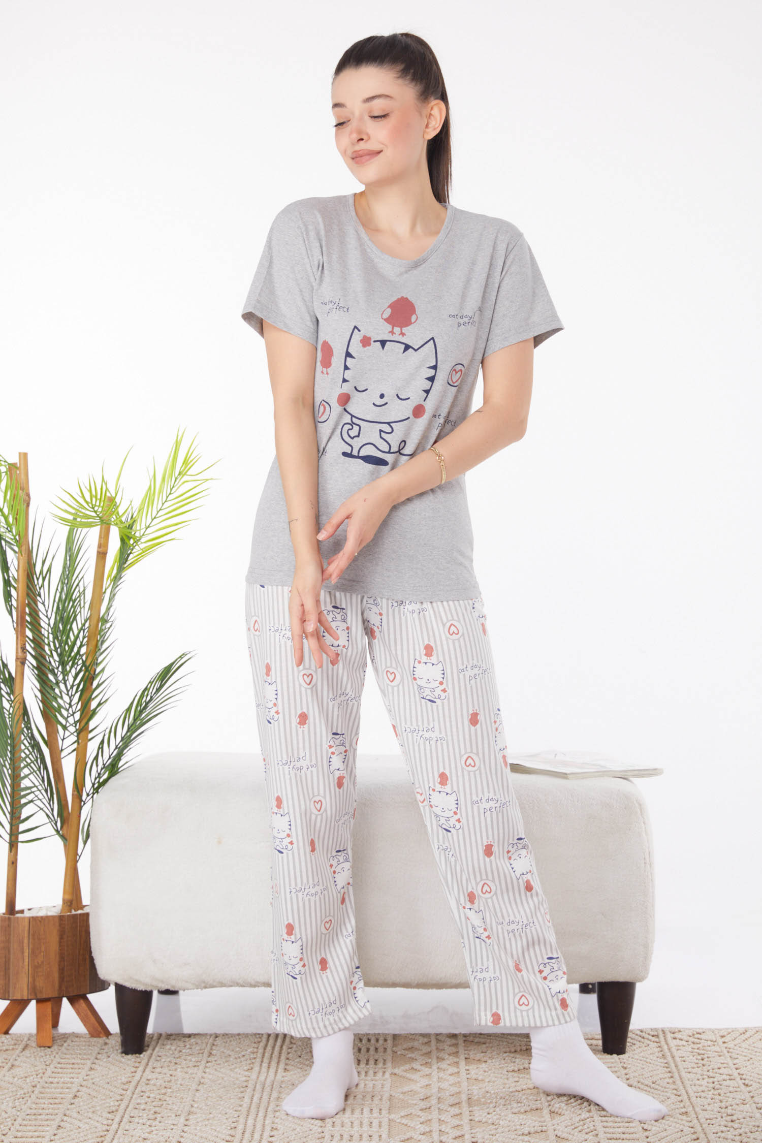 Düz Bisiklet Yaka Kadın Gri Baskılı Pijama Takımı - 25813 - 2