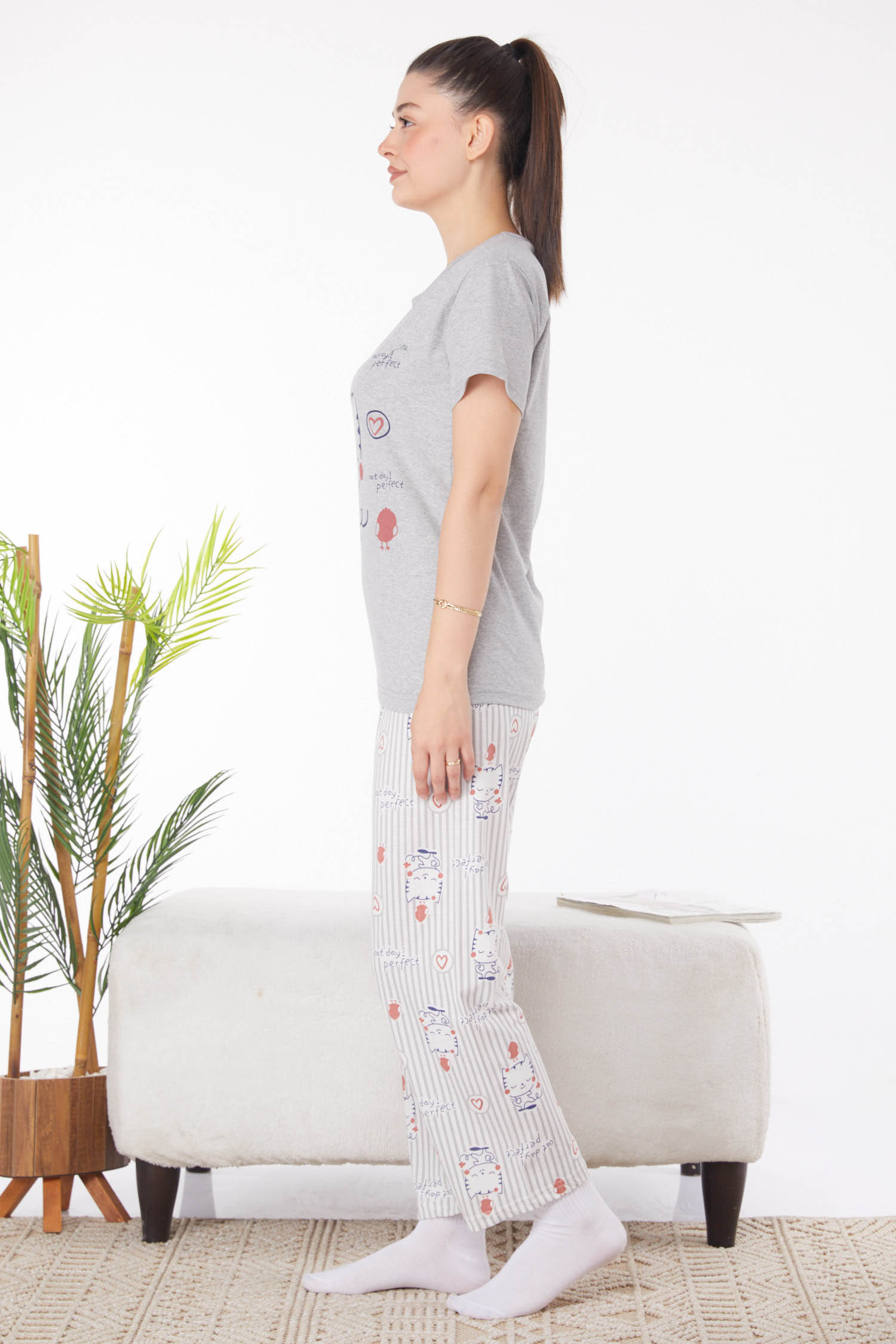Düz Bisiklet Yaka Kadın Gri Baskılı Pijama Takımı - 25813 - 4