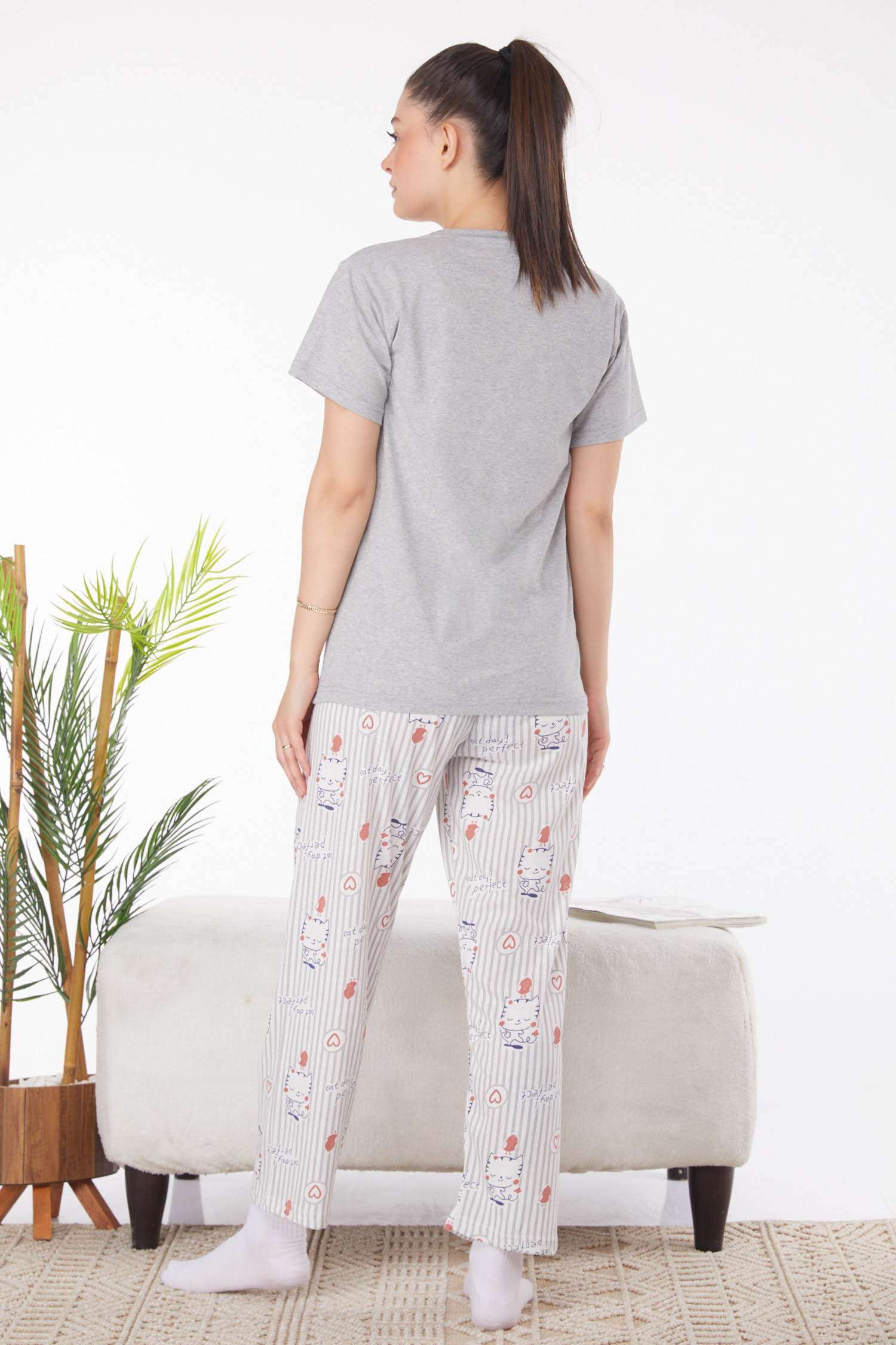 Düz Bisiklet Yaka Kadın Gri Baskılı Pijama Takımı - 25813 - 5