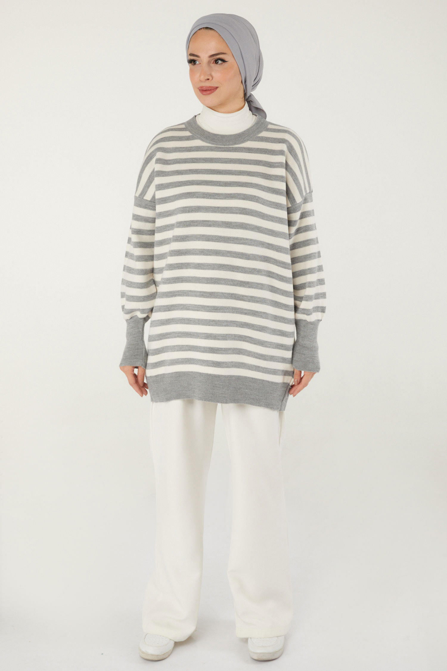 Düz Bisiklet Yaka Kadın Gri Çizgili Kazak - 26499 - 3