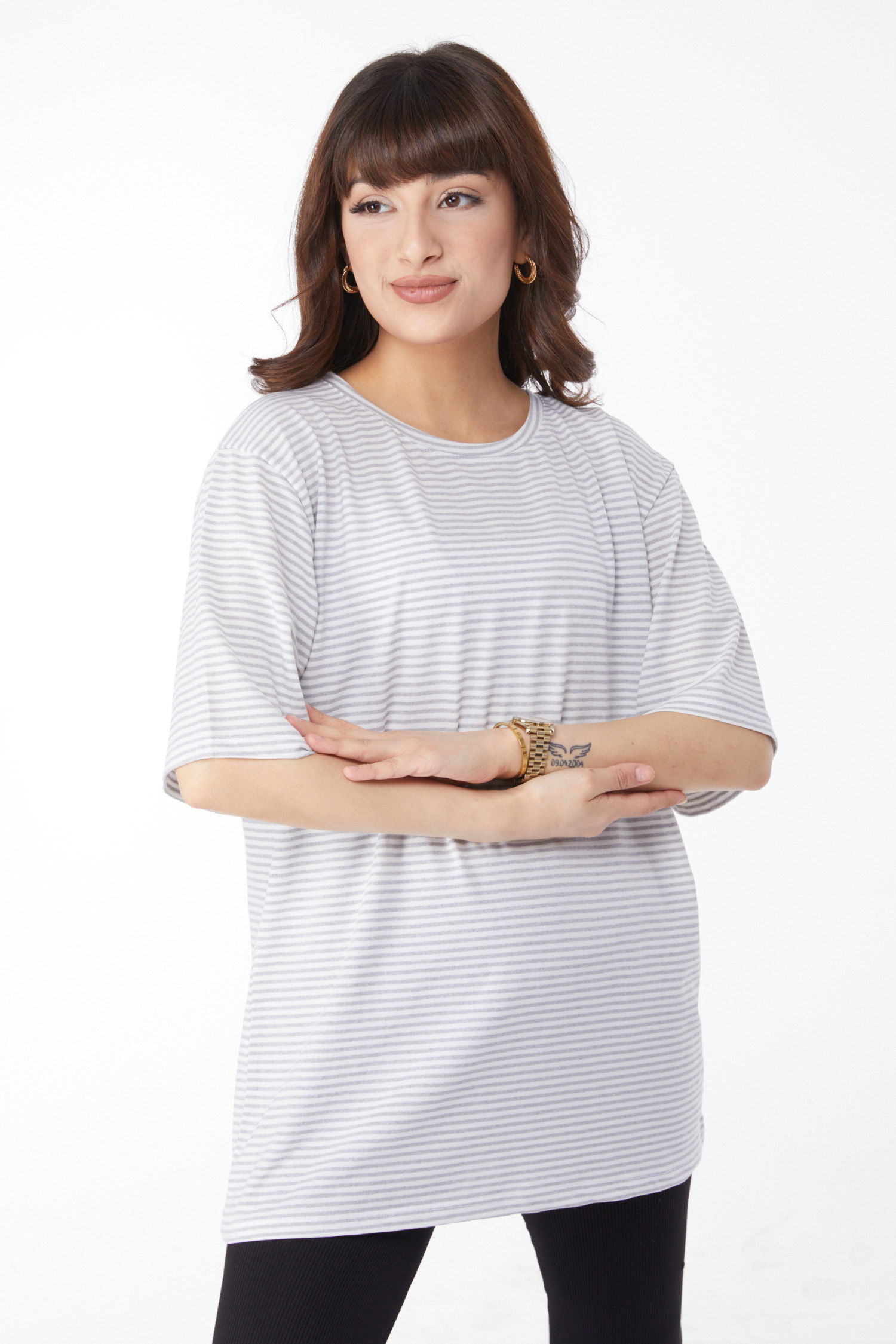 Düz Bisiklet Yaka Kadın Gri Çizglİi T-short - 25119 - 1