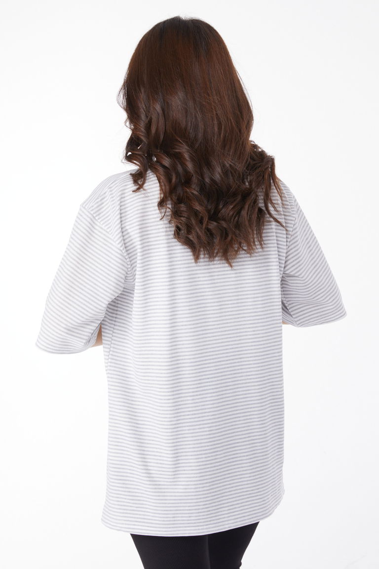 Düz Bisiklet Yaka Kadın Gri Çizglİi T-short - 25119 - TOFİSA