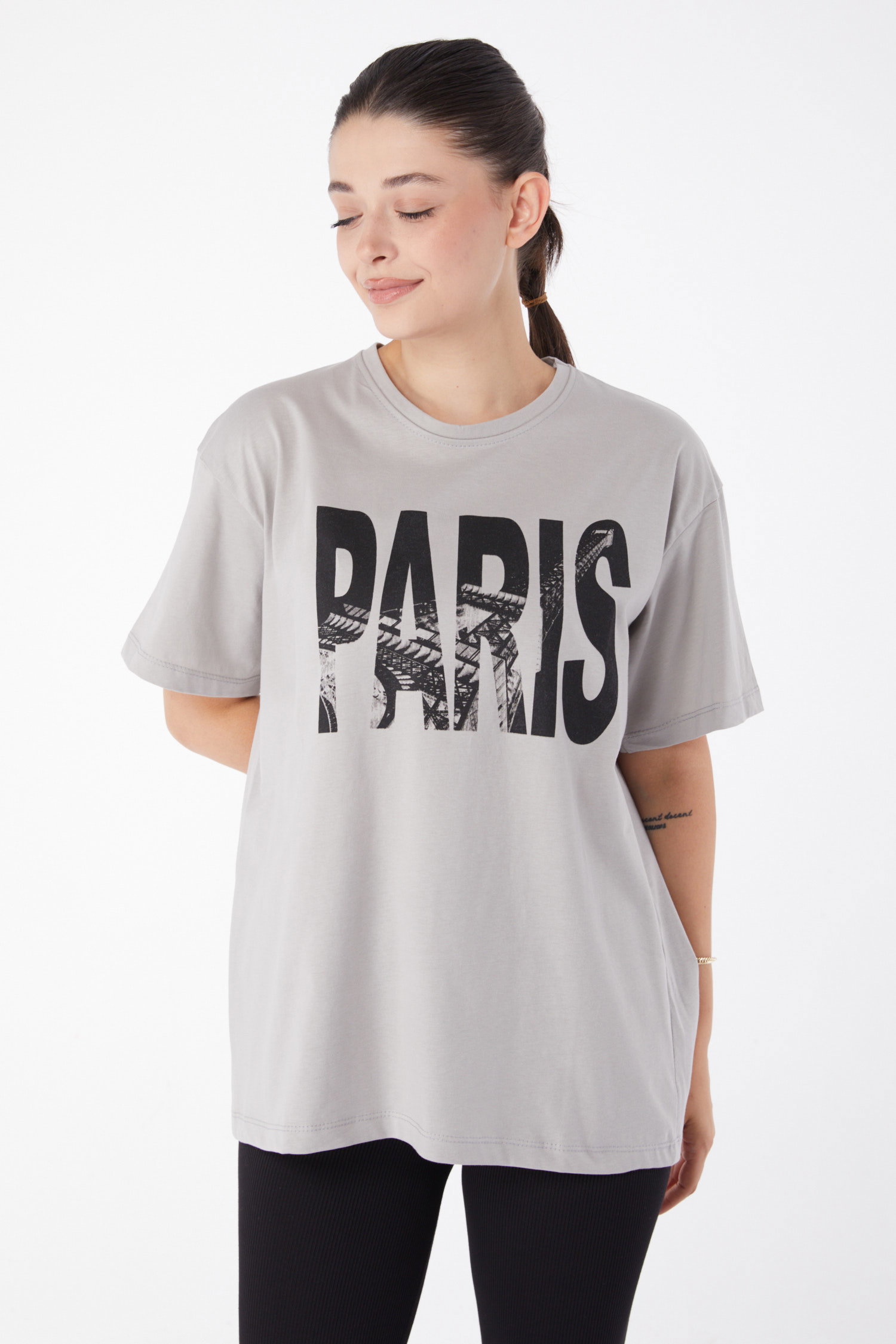 Düz Bisiklet Yaka Kadın Gri Kısa Kollu Baskılı T-shirt - 25985 - 2