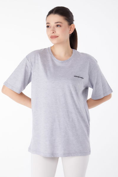 Düz Bisiklet Yaka Kadın Gri Taşlı T-Shirt - 25475 