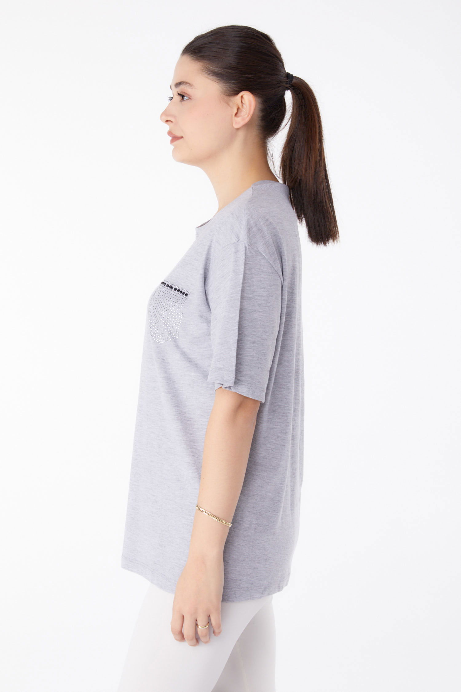 Düz Bisiklet Yaka Kadın Gri Taşlı T-Shirt - 25475 - 4