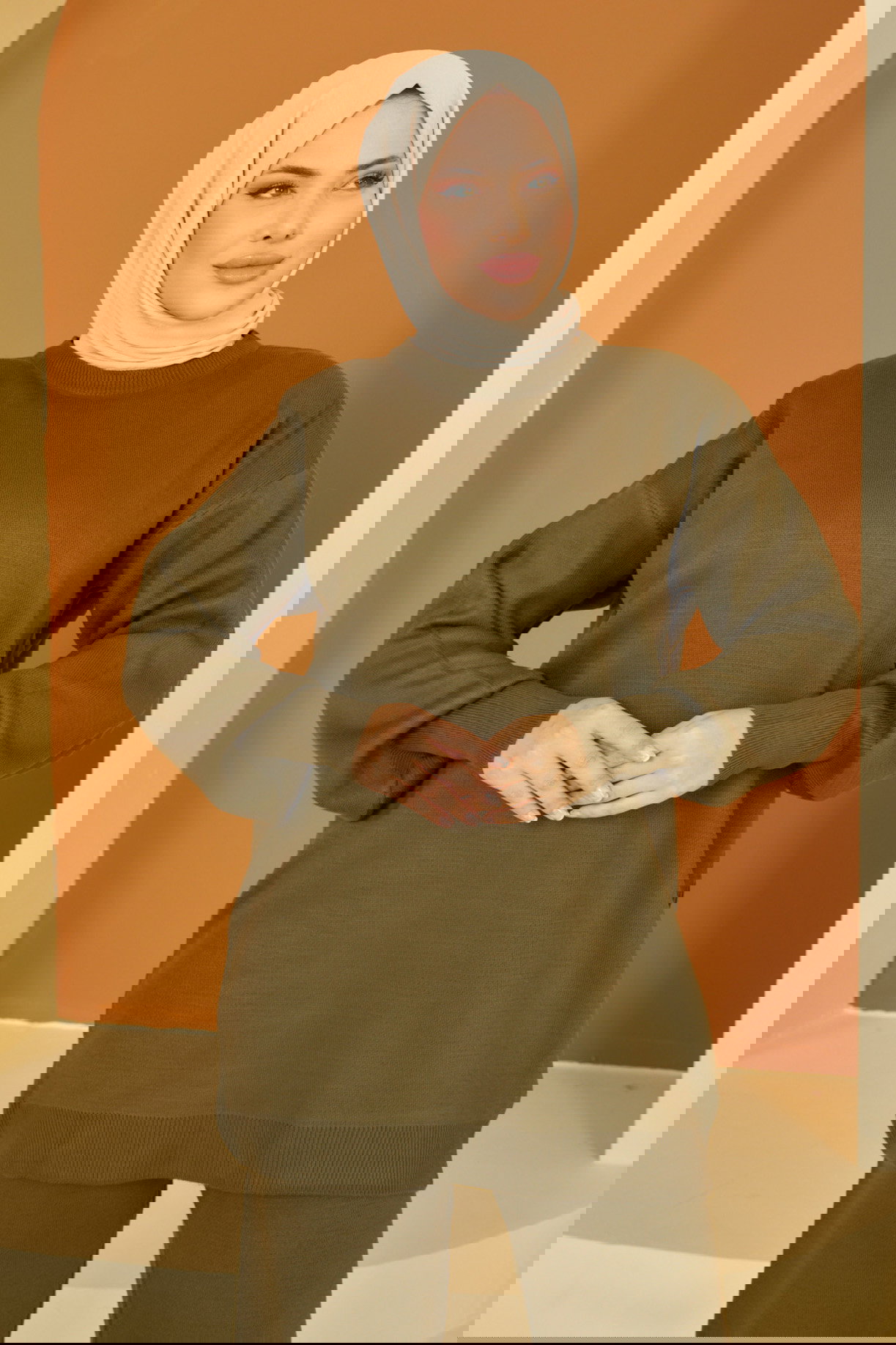 Düz Bisiklet Yaka Kadın Haki Kolyeli Triko Takım - 26594 - 1