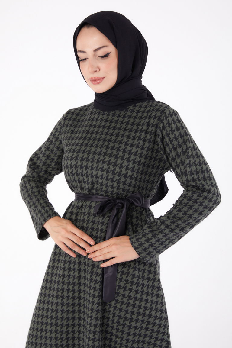 Düz Bisiklet Yaka Kadın Haki Kuşaklı Elbise - 13322 - TOFİSA