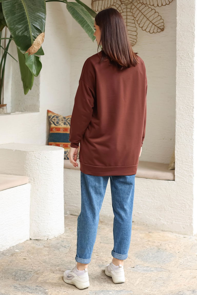 Düz Bisiklet Yaka Kadın Kahve Baskılı Sweatshirt - 13281 - TOFİSA