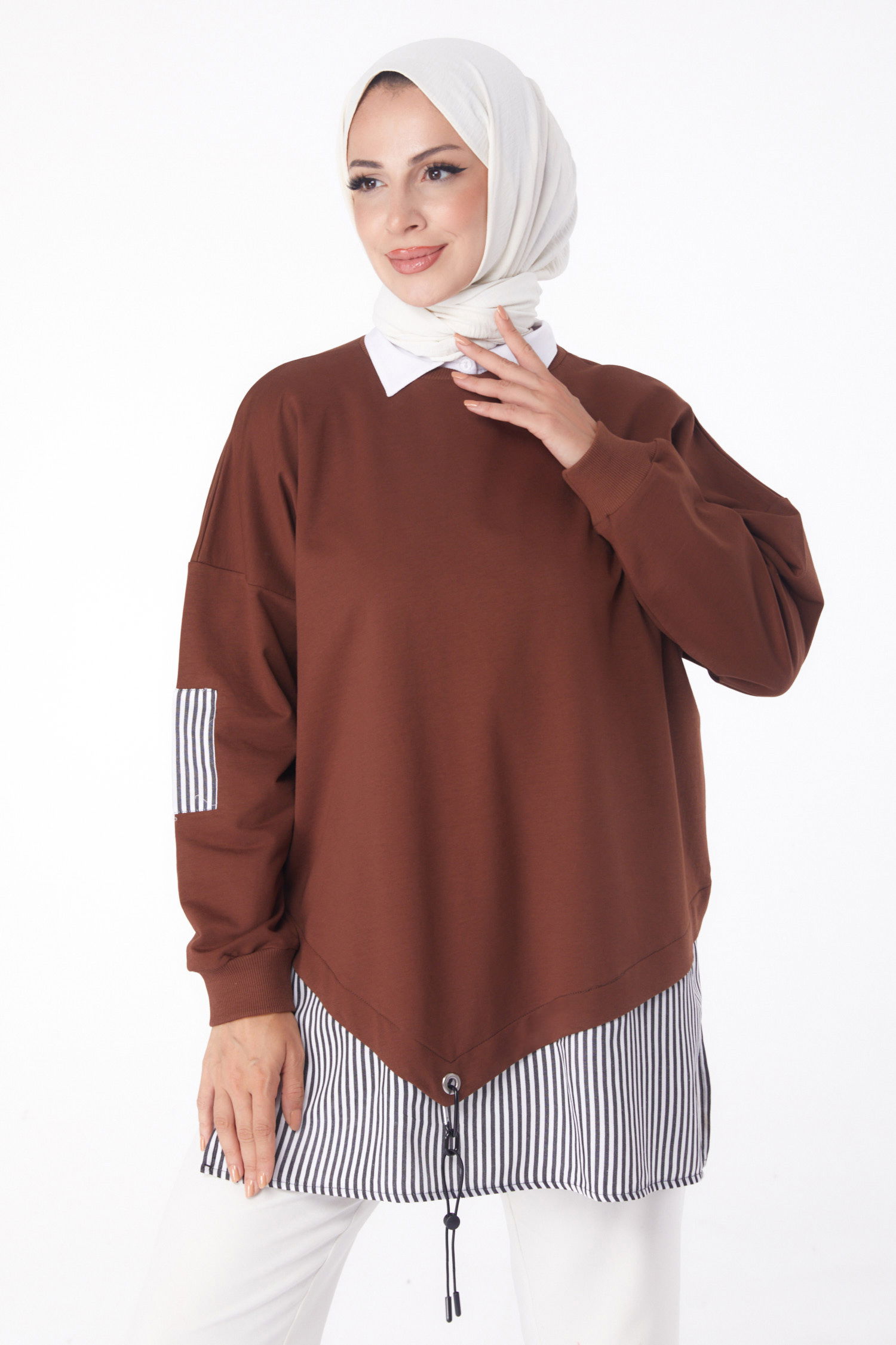 Düz Bisiklet Yaka Kadın Kahve Çizgili Sweat - 26222 - 2