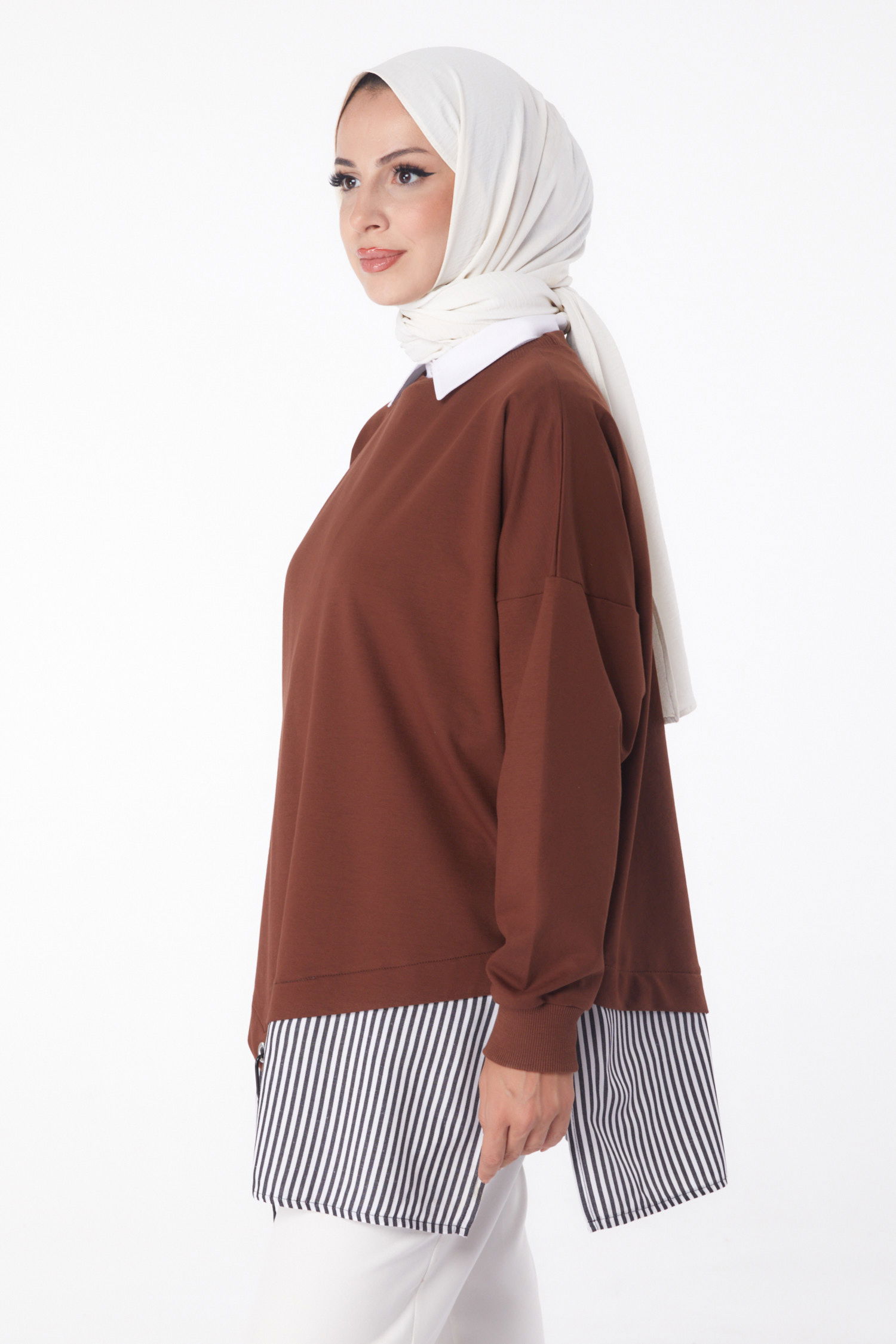 Düz Bisiklet Yaka Kadın Kahve Çizgili Sweat - 26222 - 3