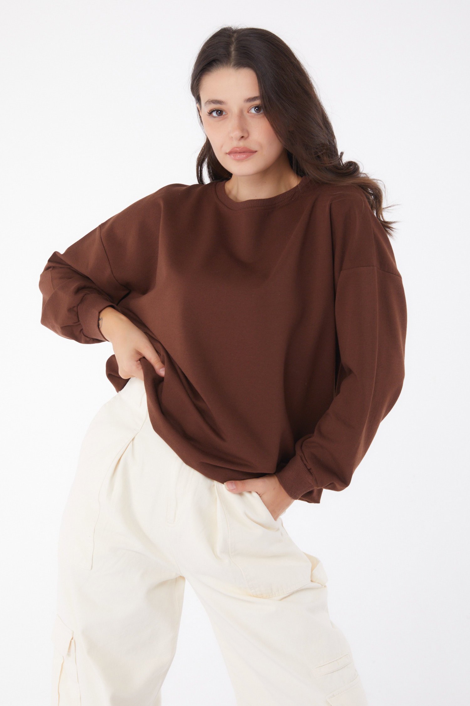 Düz Bisiklet Yaka Kadın Kahve Manşetli Sweatshirt - 26046 - 1