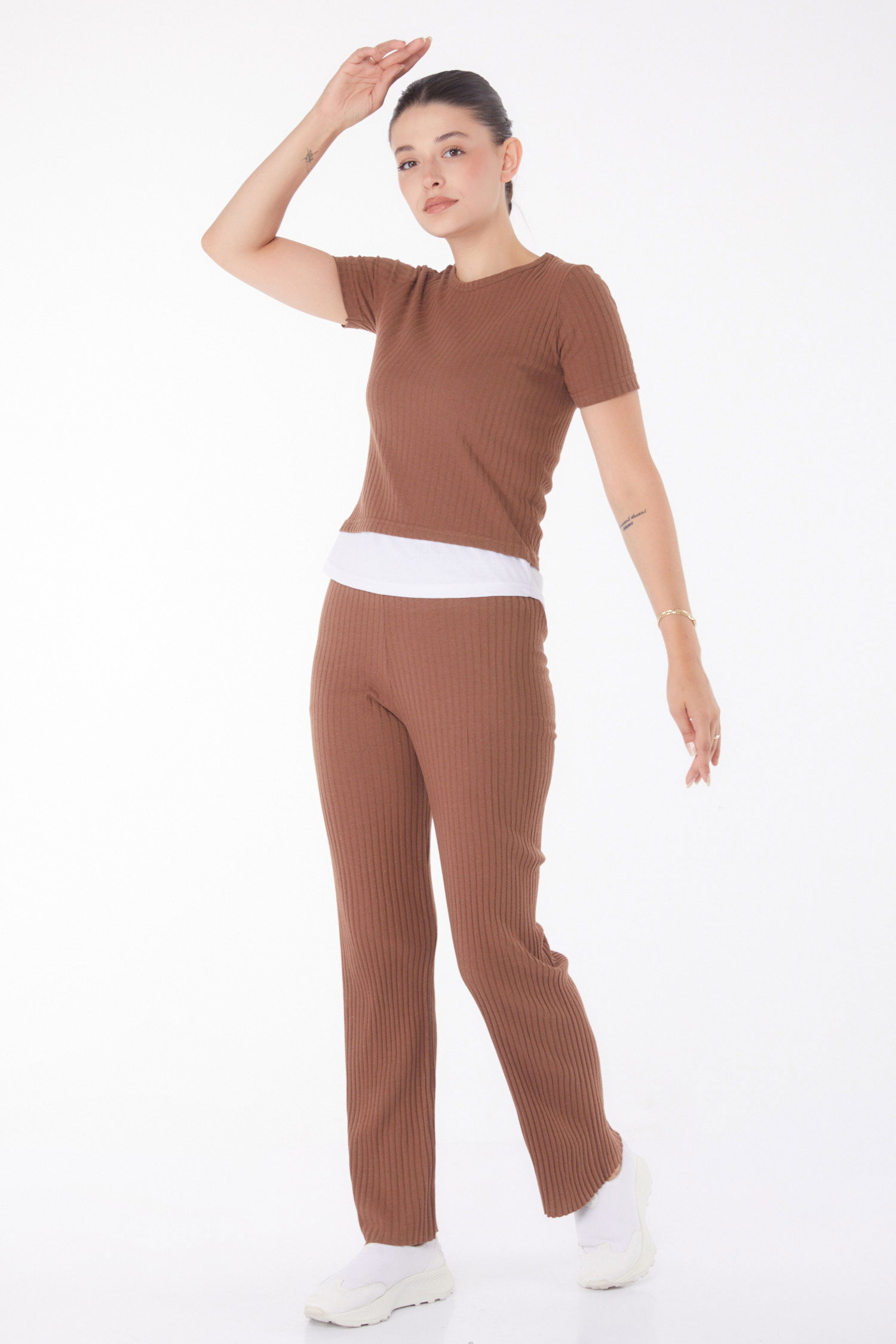 Düz Bisiklet Yaka Kadın Kahve T-shirt Pantolon İkili Takım - 25952 - 1