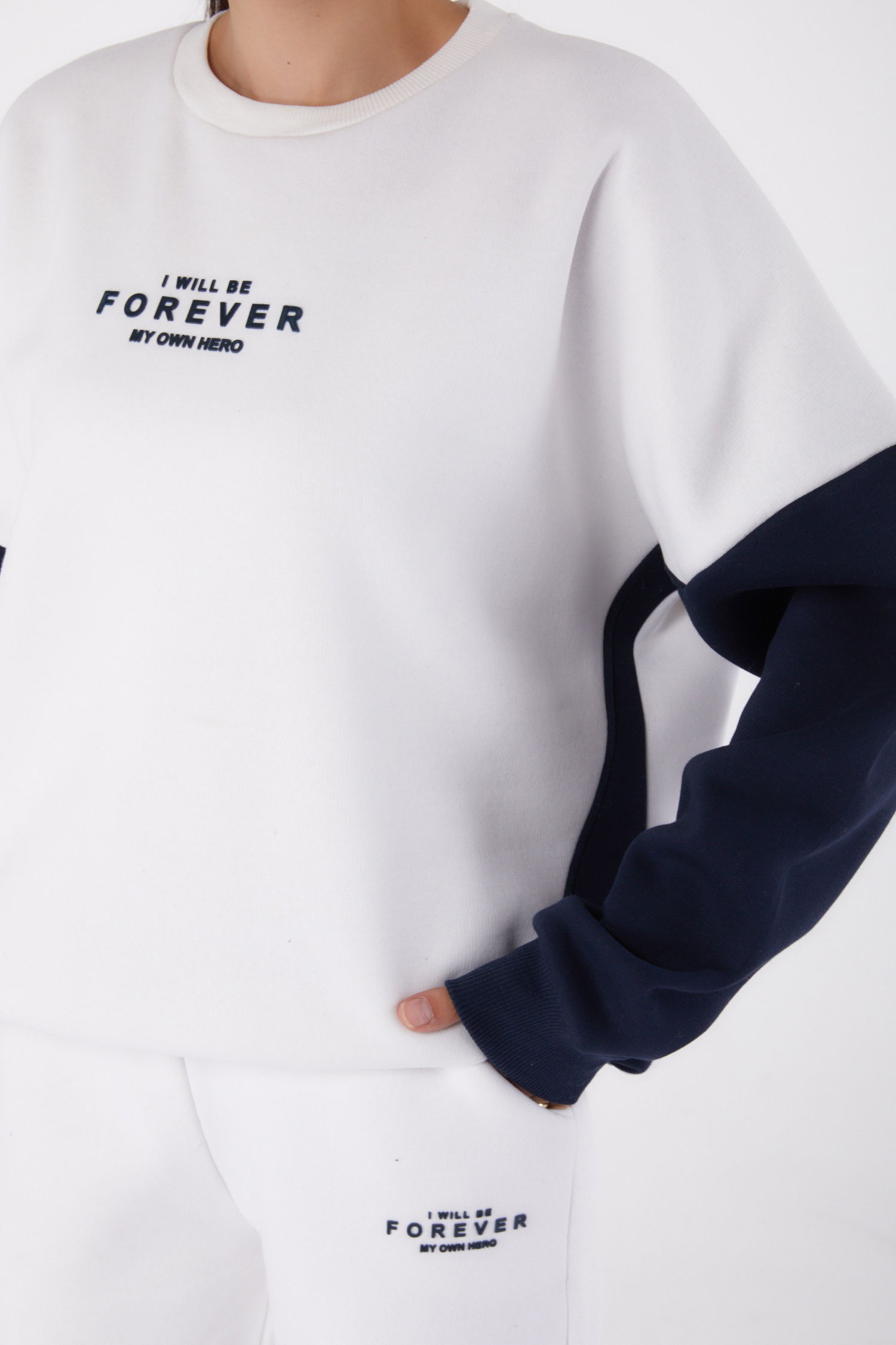 Düz Bisiklet Yaka Kadın Lacivert Garnili Eşofman Takımı - 26277 - 6