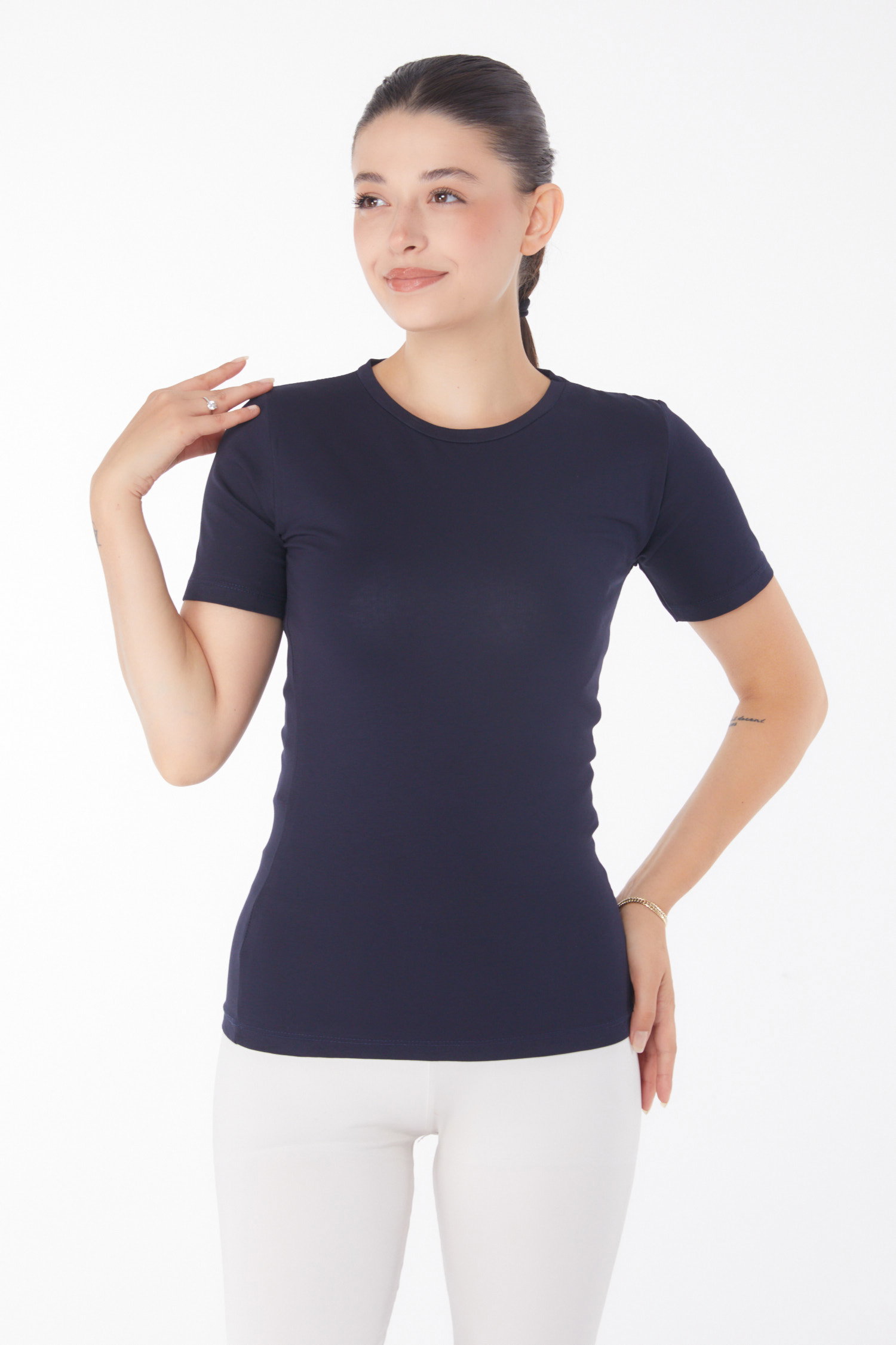 Düz Bisiklet Yaka Kadın Lacivert Kısa Kollu T-shirt - 25768 - 1