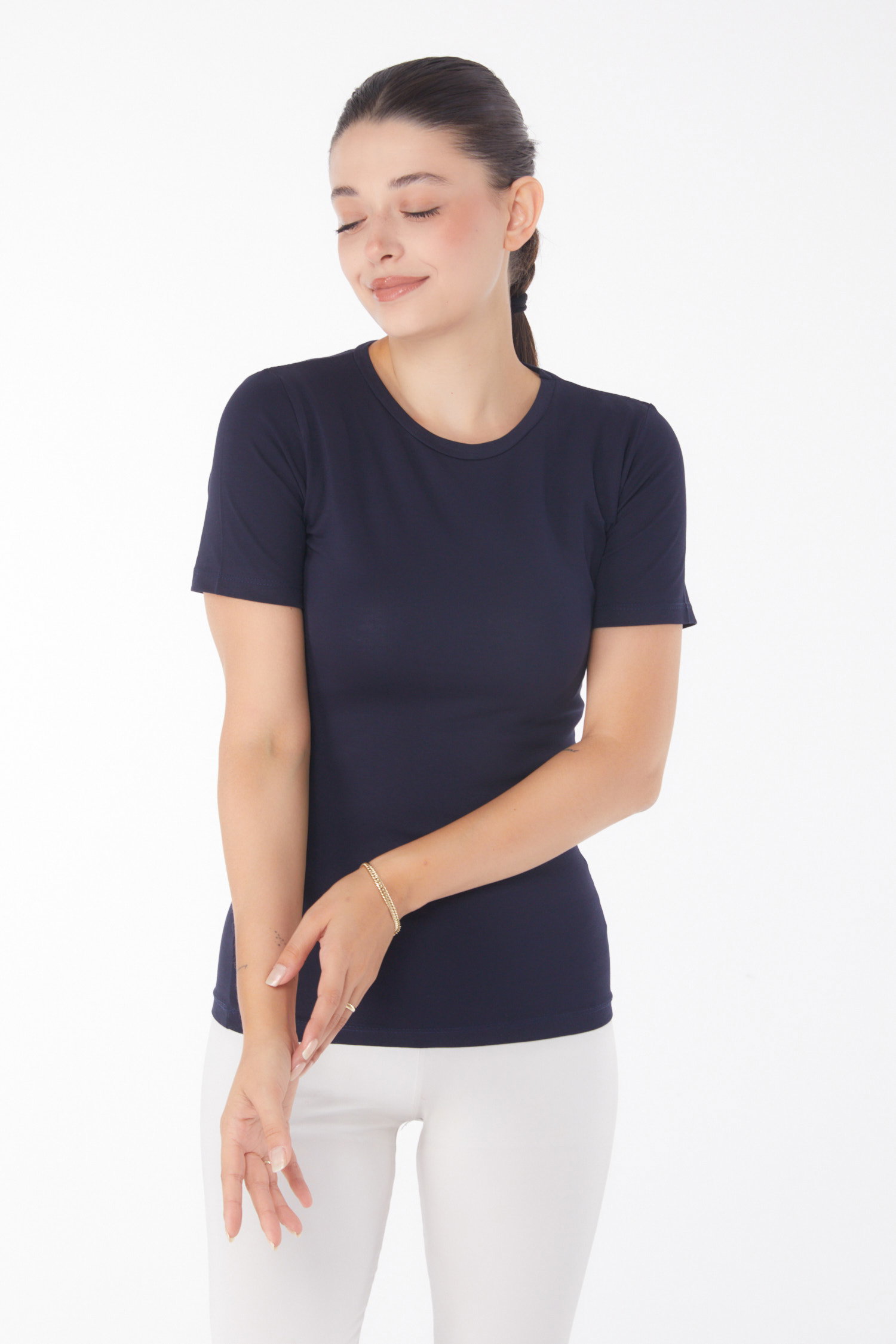 Düz Bisiklet Yaka Kadın Lacivert Kısa Kollu T-shirt - 25768 - 2