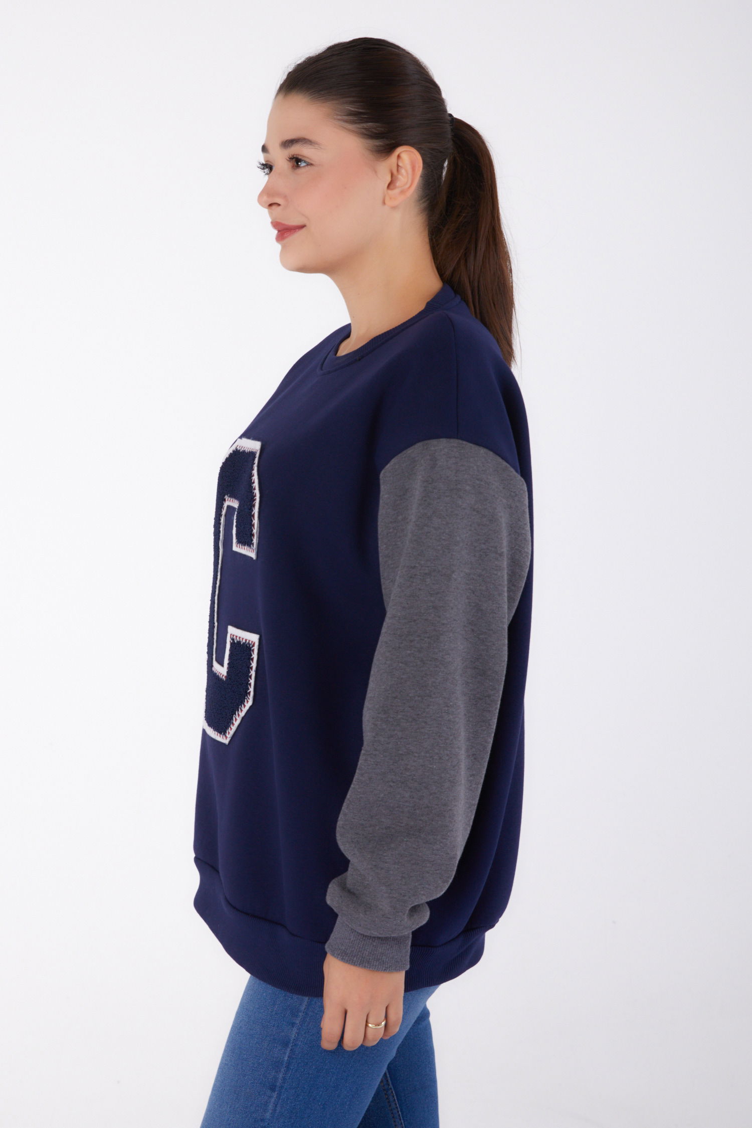 Düz Bisiklet Yaka Kadın Lacivert Nakışlı Sweatshirt - 26451 - 3
