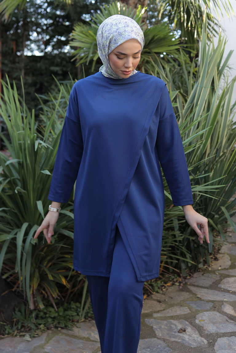 Düz Bisiklet Yaka Kadın Lacivert Spor Tunik Pantolon İkili Takım - 13154 - TOFİSA