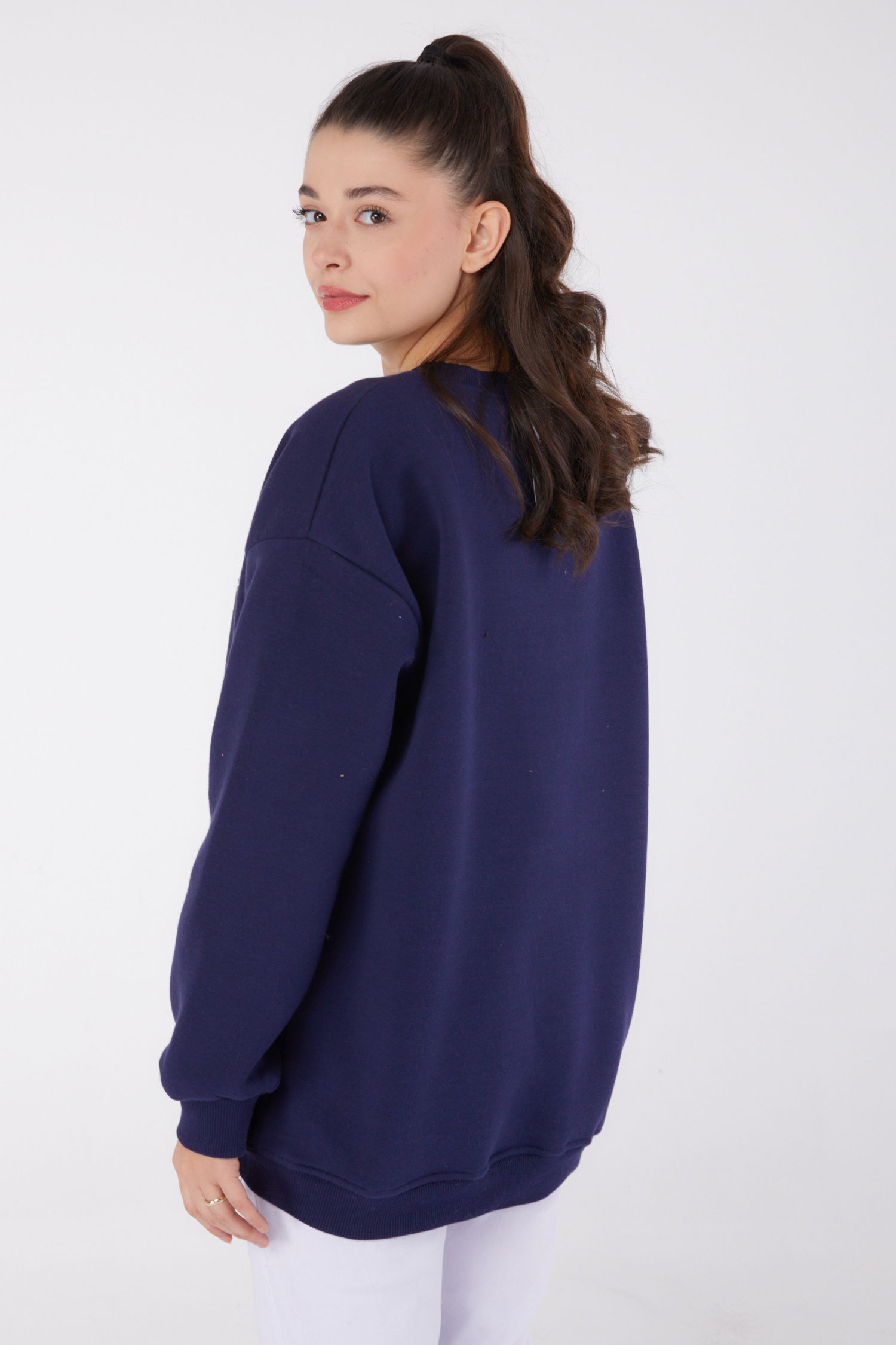 Düz Bisiklet Yaka Kadın Lacivert Taşlı Sweatshirt - 26478 - 5