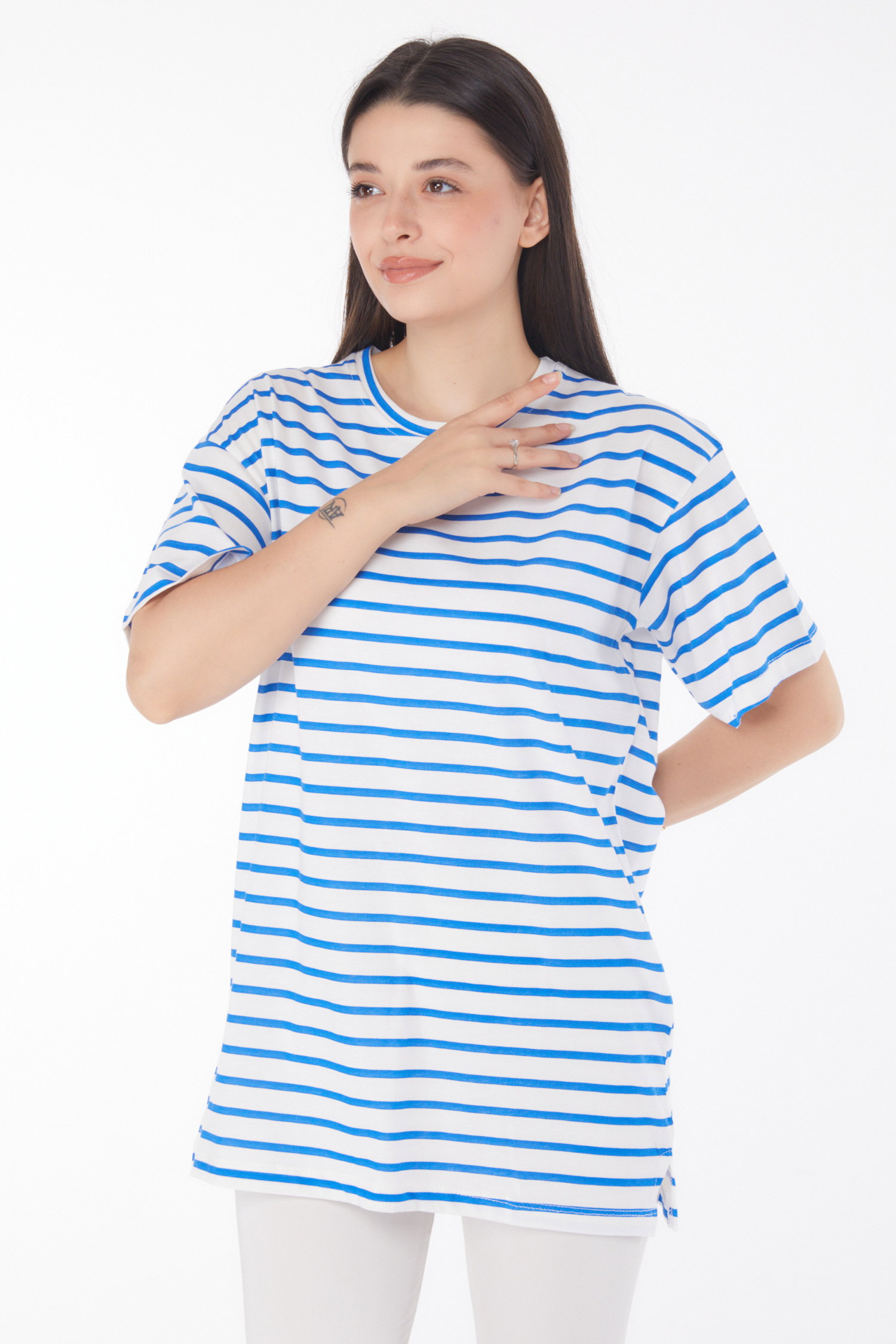 Düz Bisiklet Yaka Kadın Saks Çizgili Kısa Kollu T-shirt - 25765 - 1