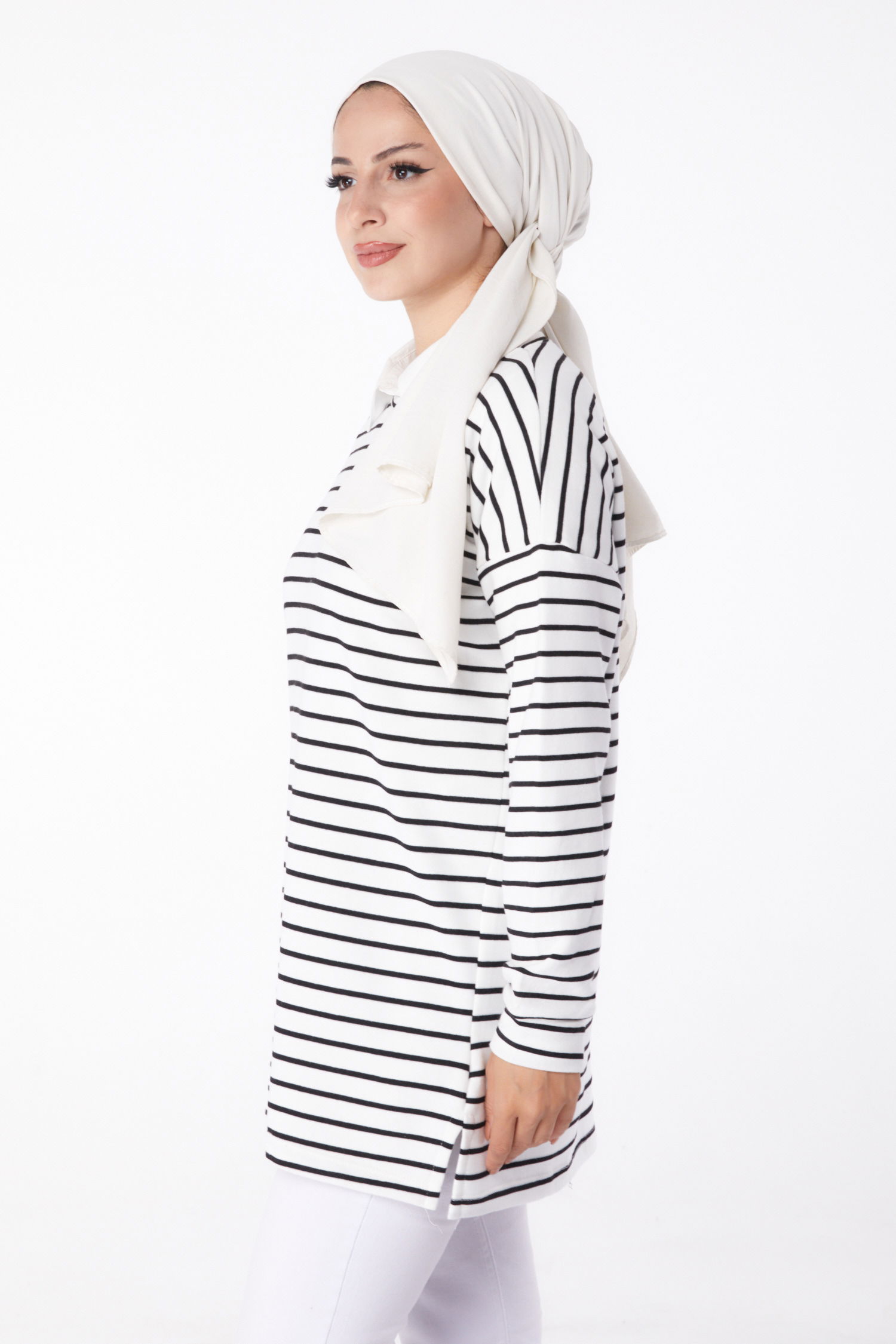 Düz Bisiklet Yaka Kadın Siyah Çizgili Sweat - 26245 - 4