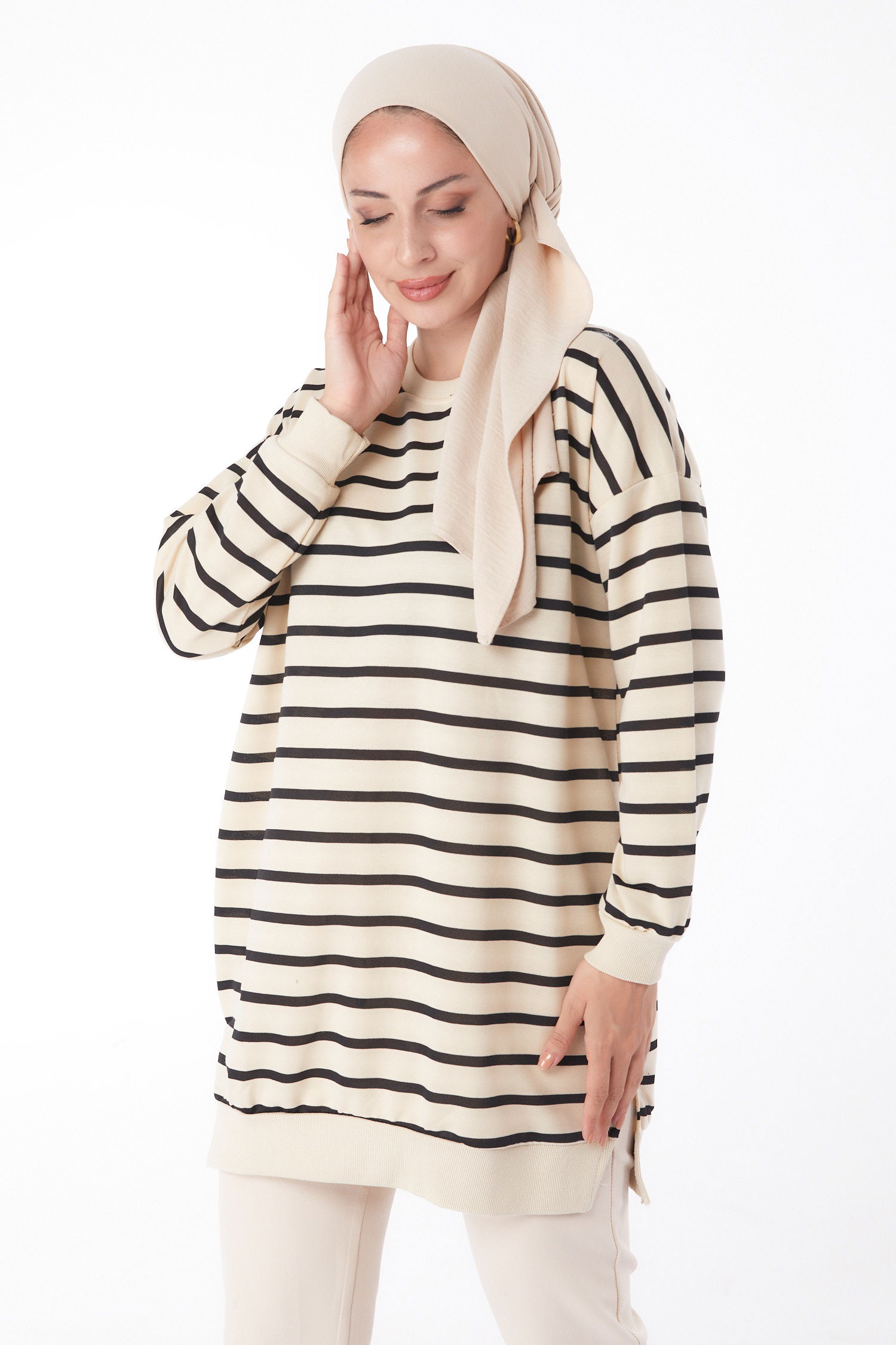 Düz Bisiklet Yaka Kadın Siyah Çizgili Sweatshirt - 26137 - 3