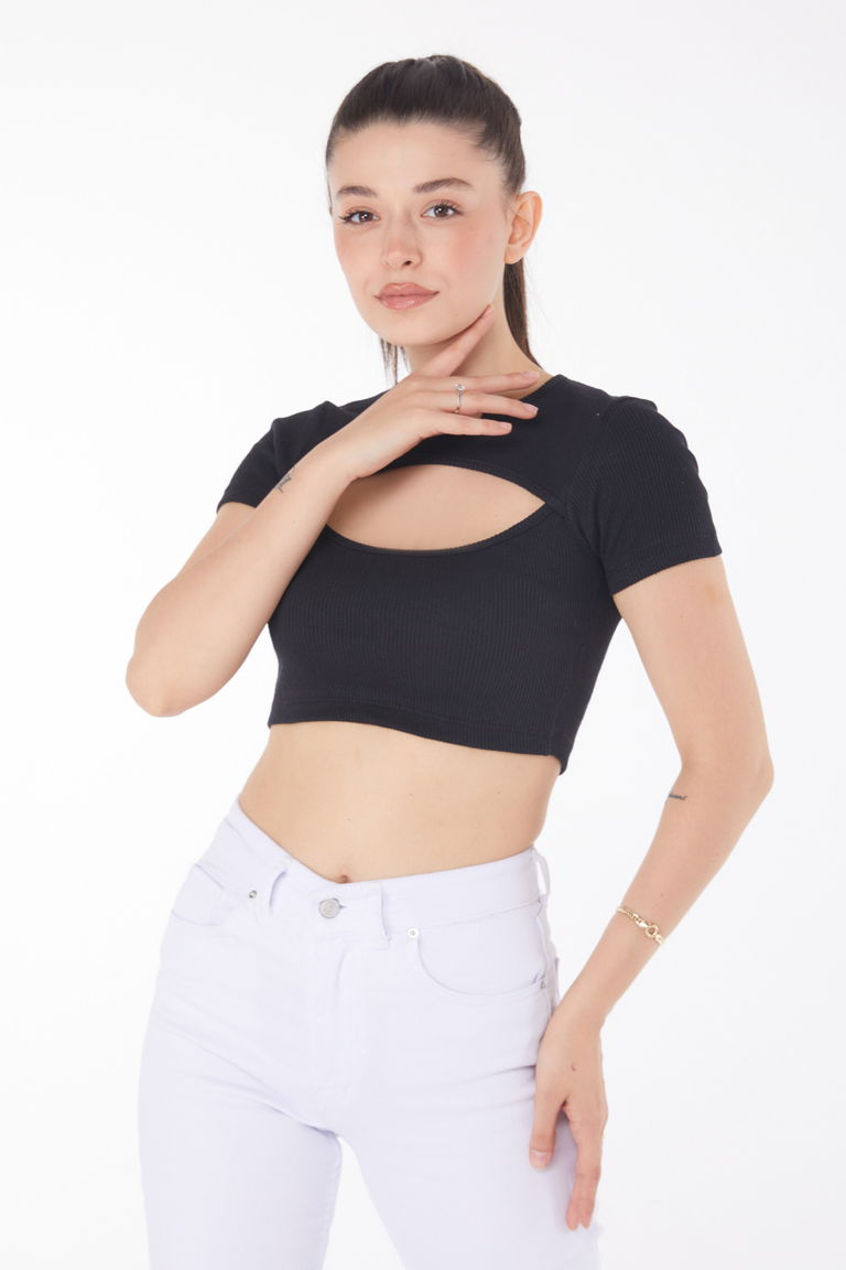 Düz Bisiklet Yaka Kadın Siyah Crop - 25852 - TOFİSA