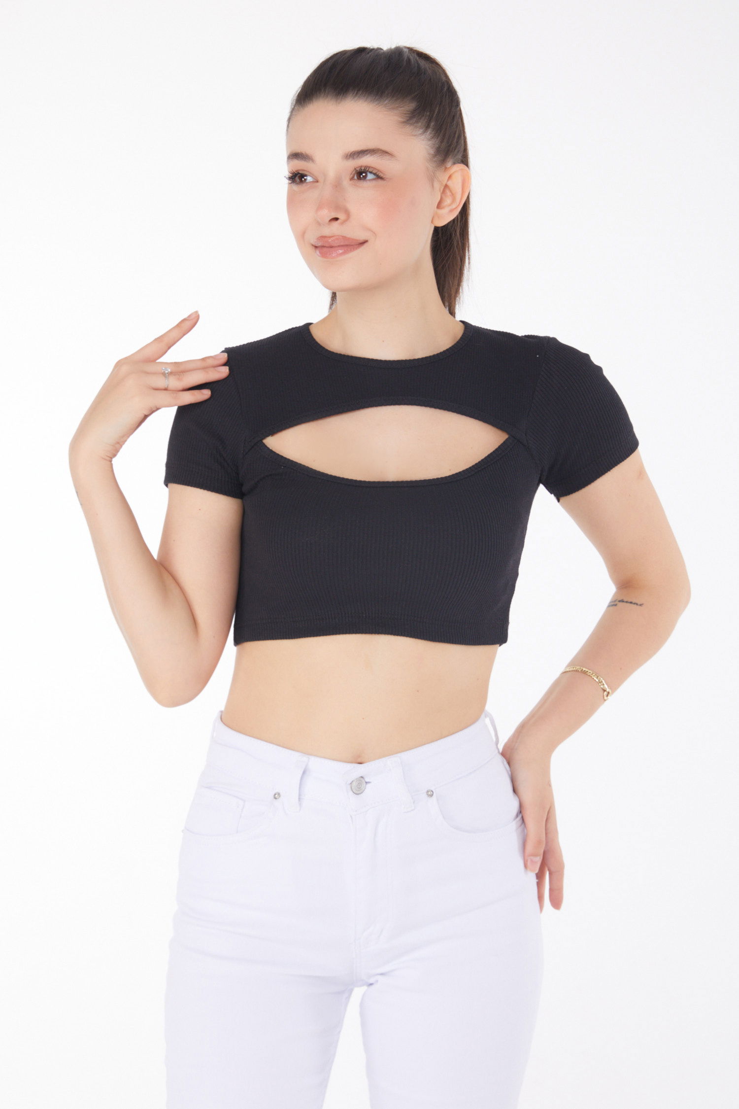 Düz Bisiklet Yaka Kadın Siyah Crop - 25852 - 3