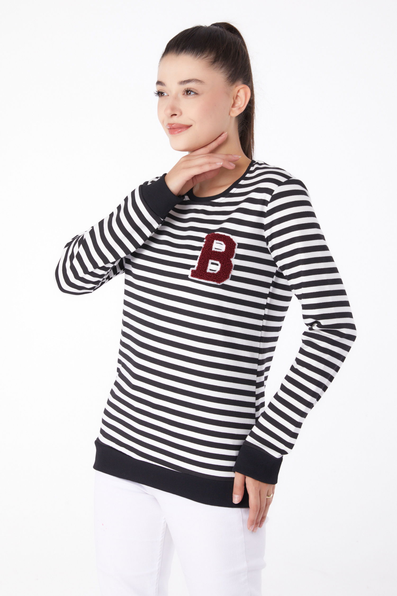 Nakışlı Sweatshirt Siyah - 26289 - 2