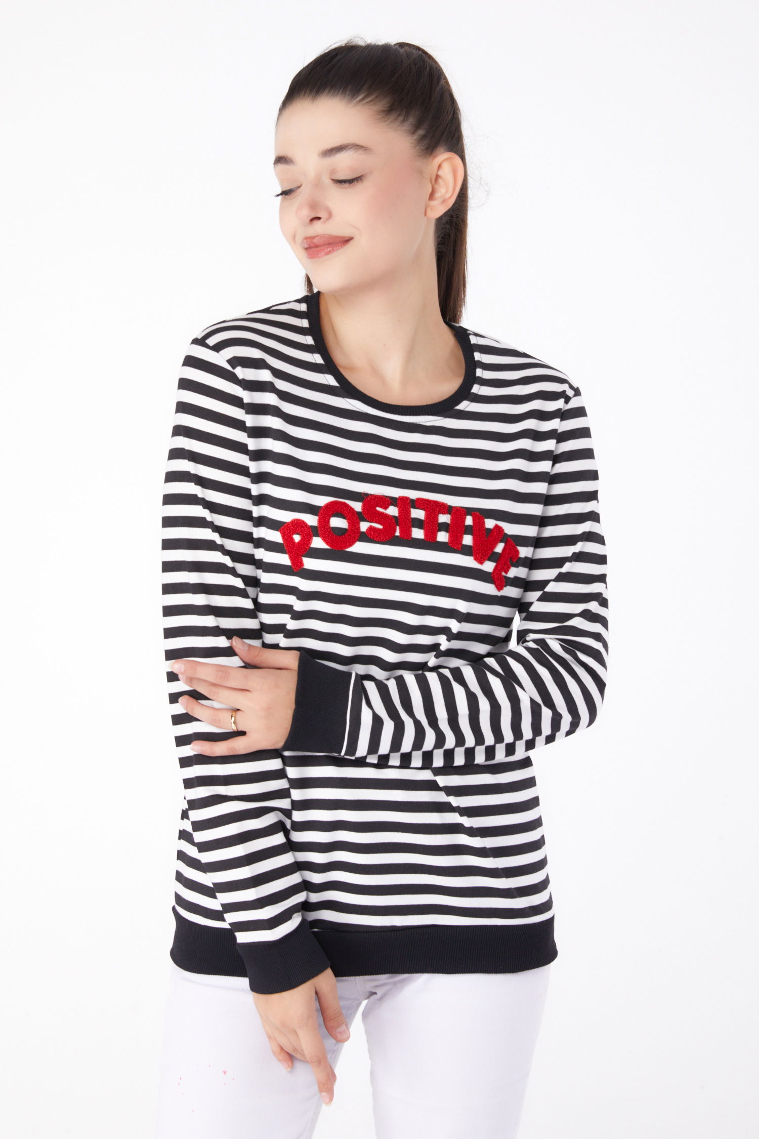 Nakışlı Sweatshirt Siyah - 26290 - 2