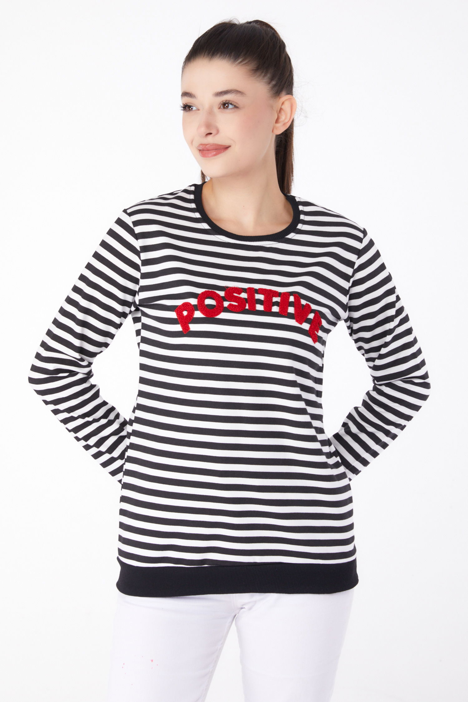Nakışlı Sweatshirt Siyah - 26290 - 3