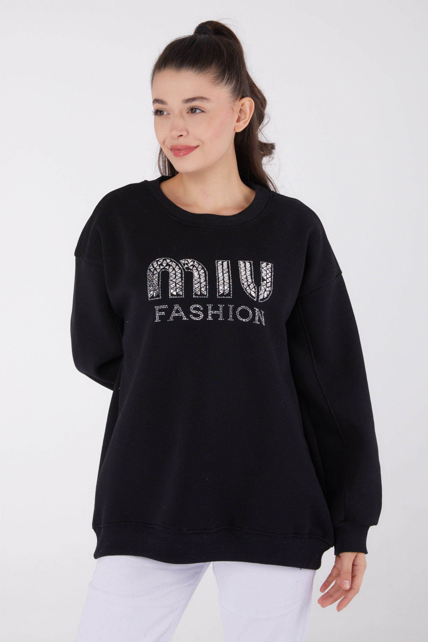Düz Bisiklet Yaka Kadın Siyah Taşlı Sweatshirt - 26478 - 2