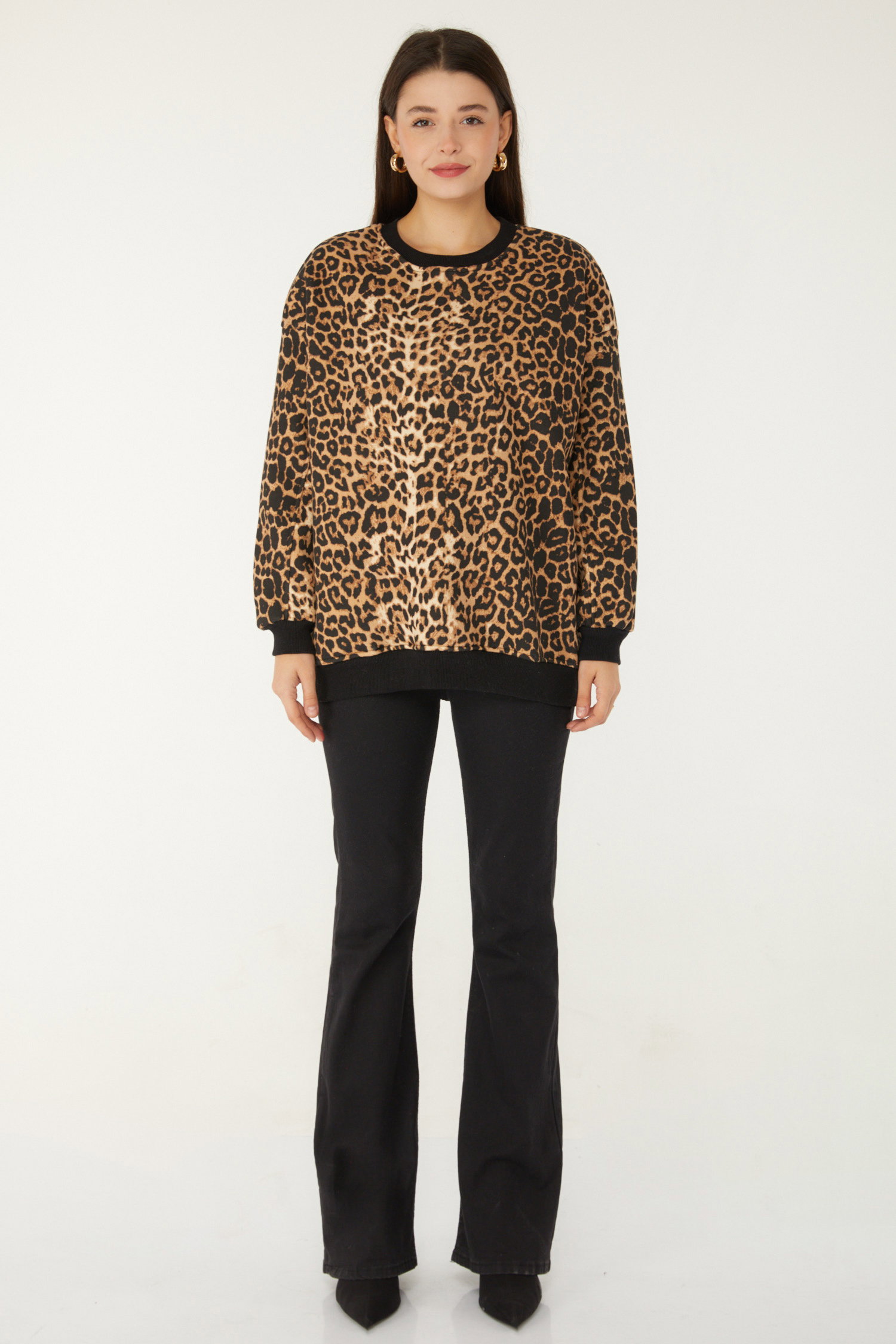 Düz Bisiklet Yaka Kadın Vizon Leopar Desenli Sweat - 26535 - 2