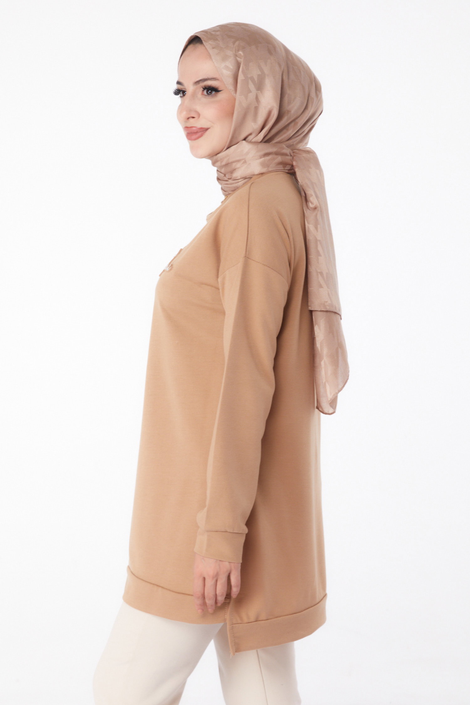 Düz Bisiklet Yaka Kadın Vizon Sweat - 26199 - 4