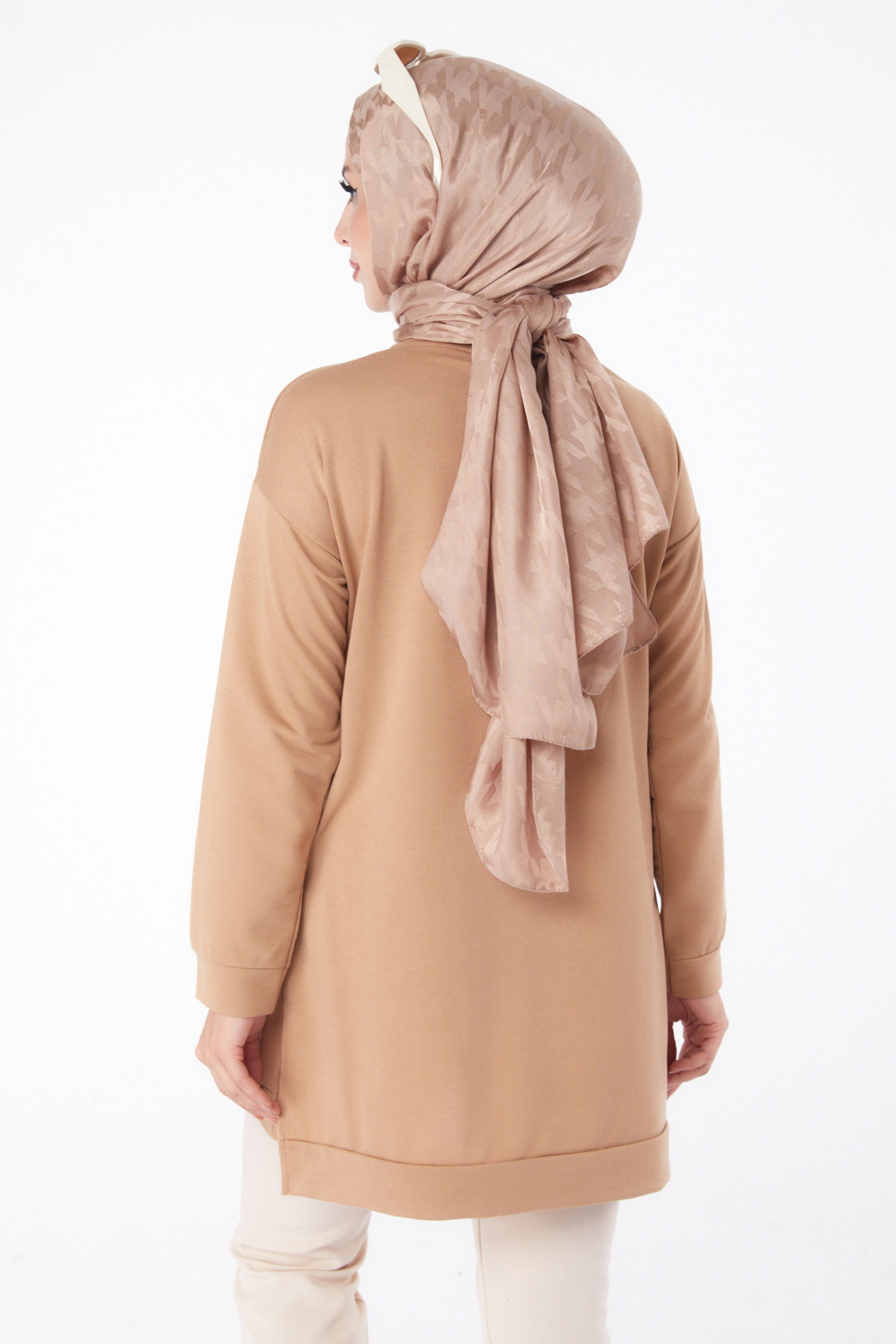 Düz Bisiklet Yaka Kadın Vizon Sweat - 26200 - 4