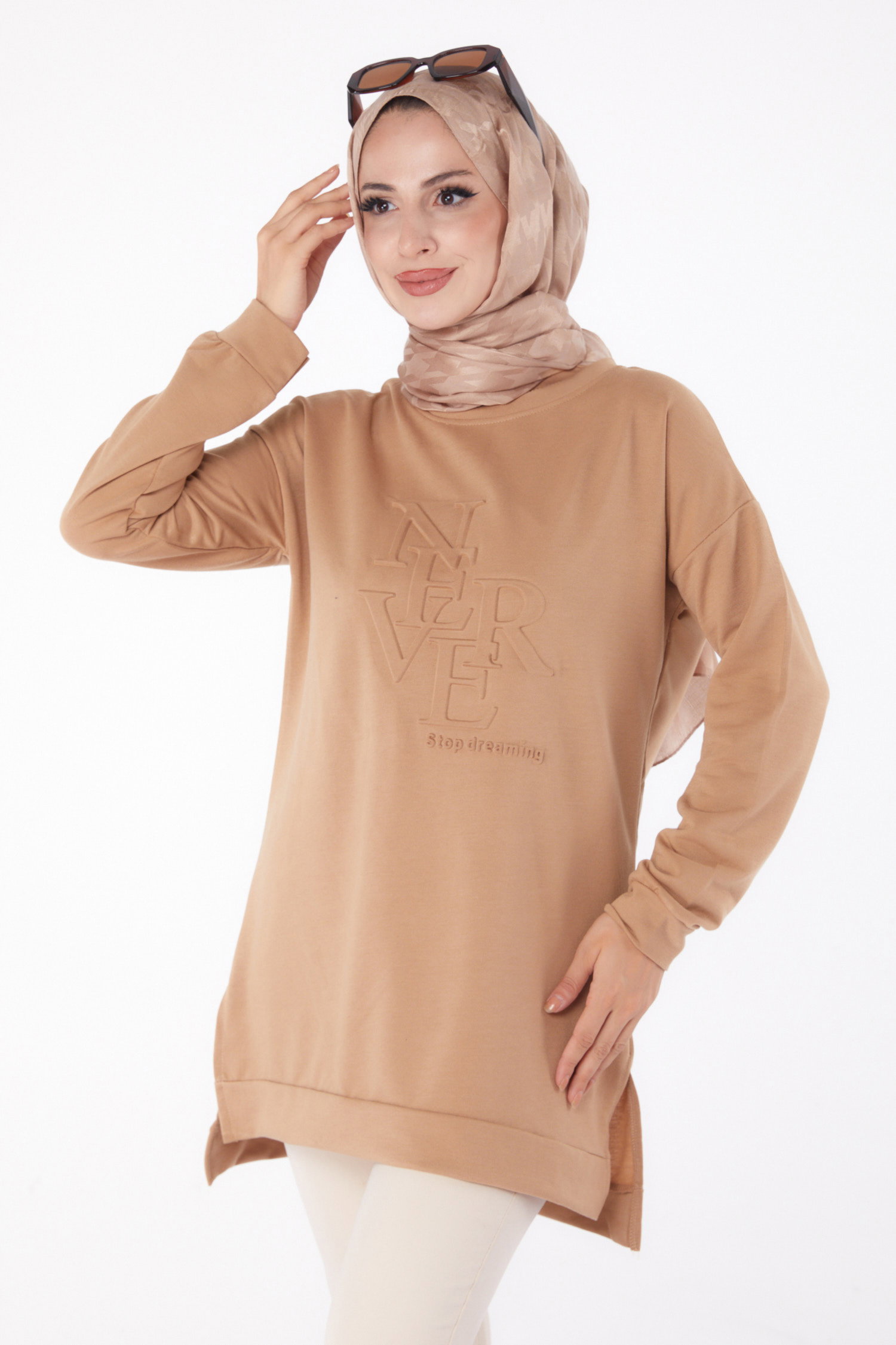 Düz Bisiklet Yaka Kadın Vizon Sweat - 26201 - 1