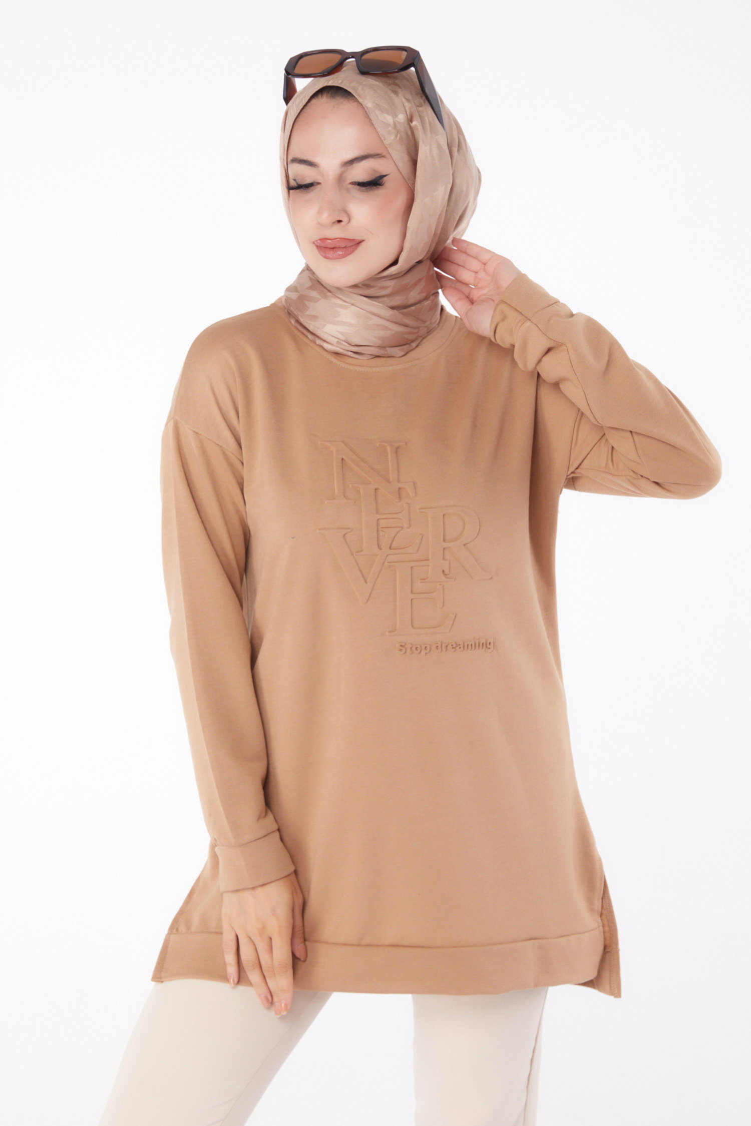 Düz Bisiklet Yaka Kadın Vizon Sweat - 26201 - 2