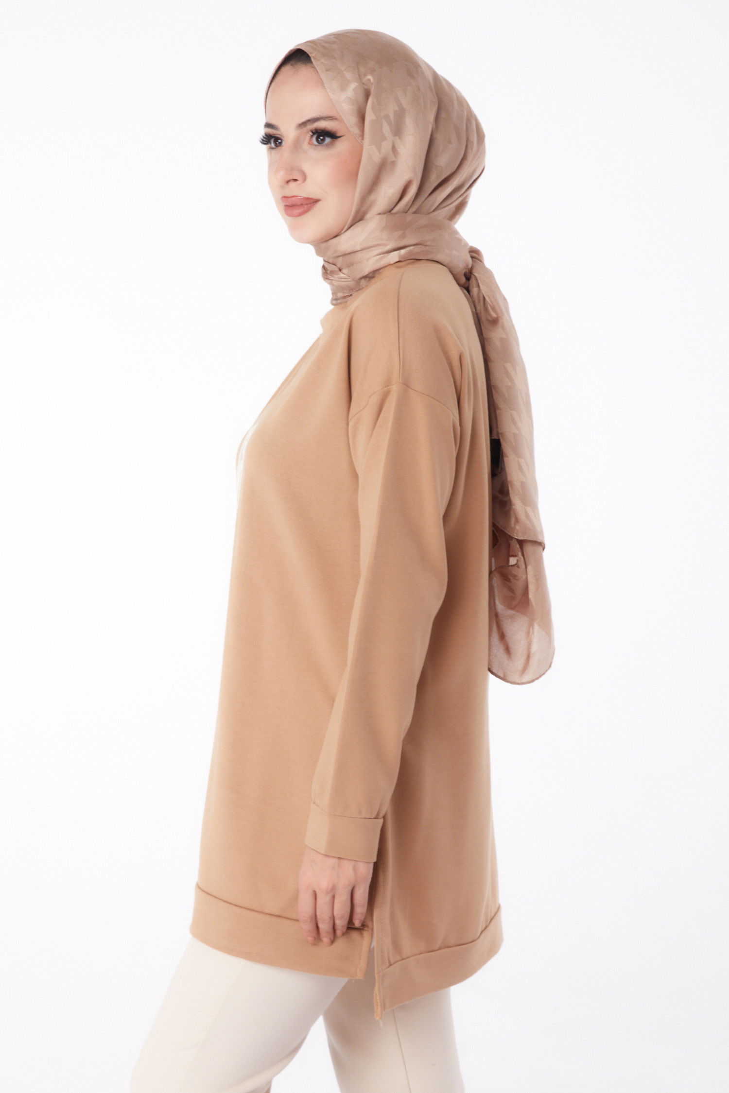 Düz Bisiklet Yaka Kadın Vizon Sweat - 26202 - 3