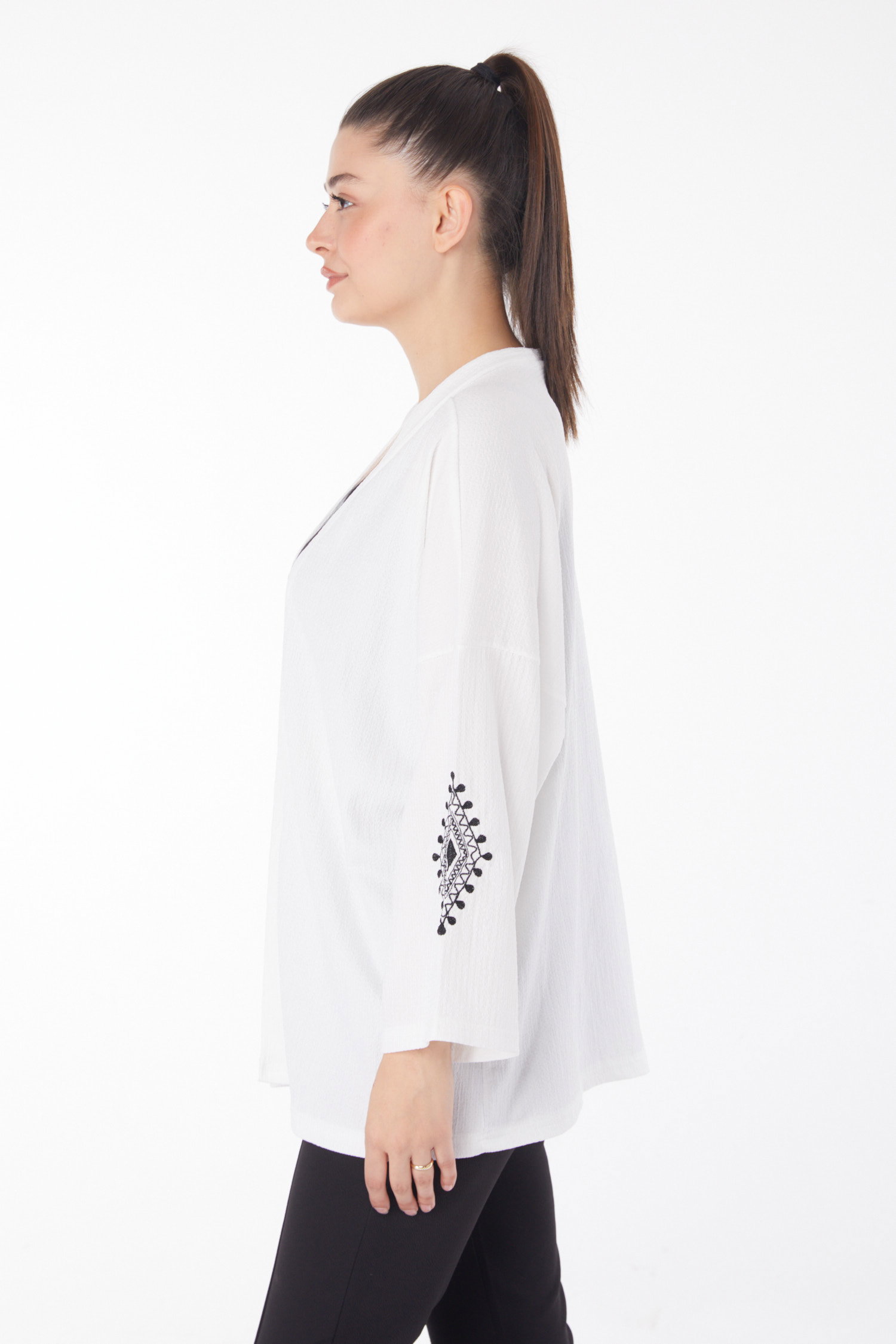 Düz Ceket Yaka Kadın Beyaz Kol Baskılı Kimono - 25860 - 5