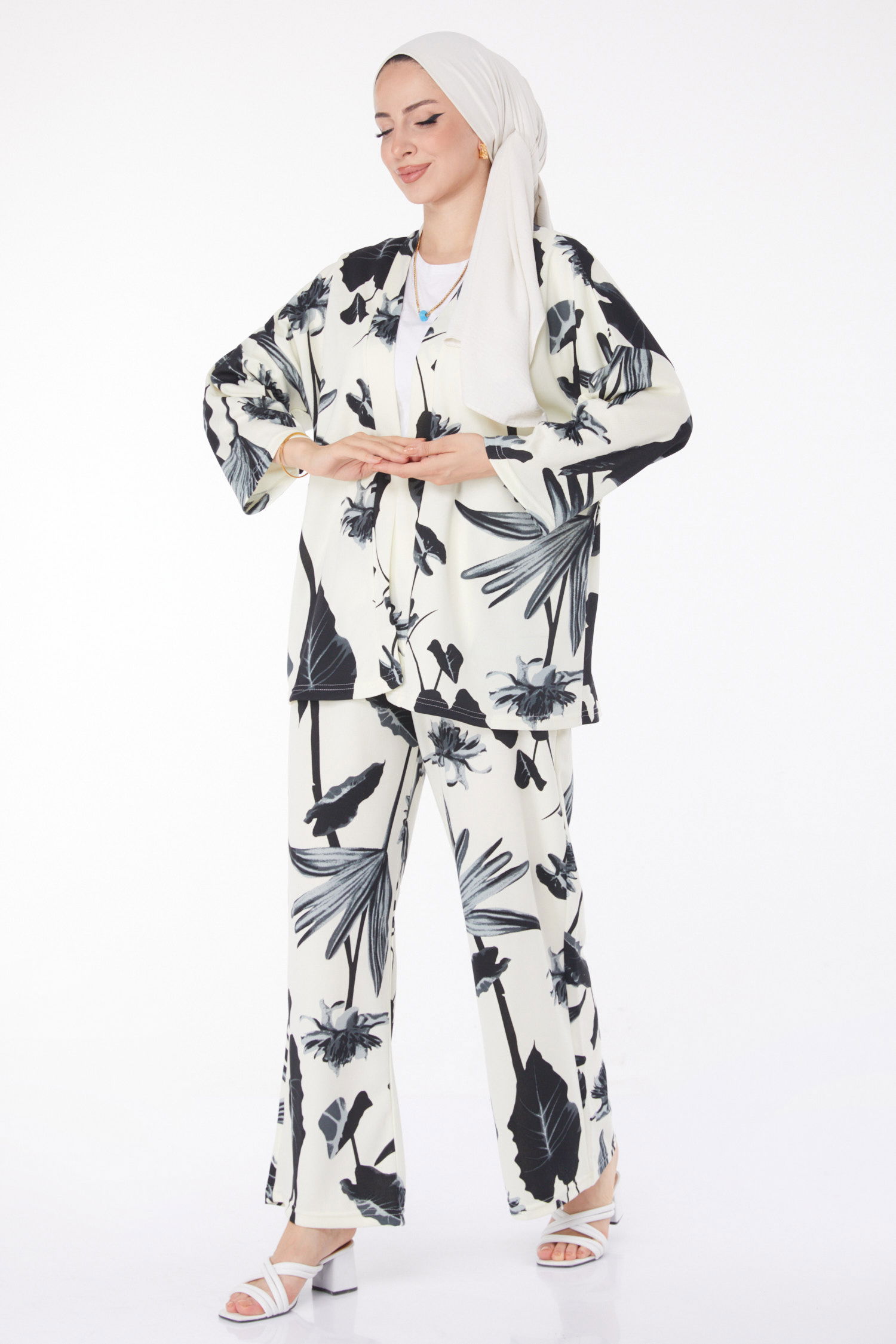 Düz Ceket Yaka Kadın Siyah Desenli Kimono Takım - 25875 - 2