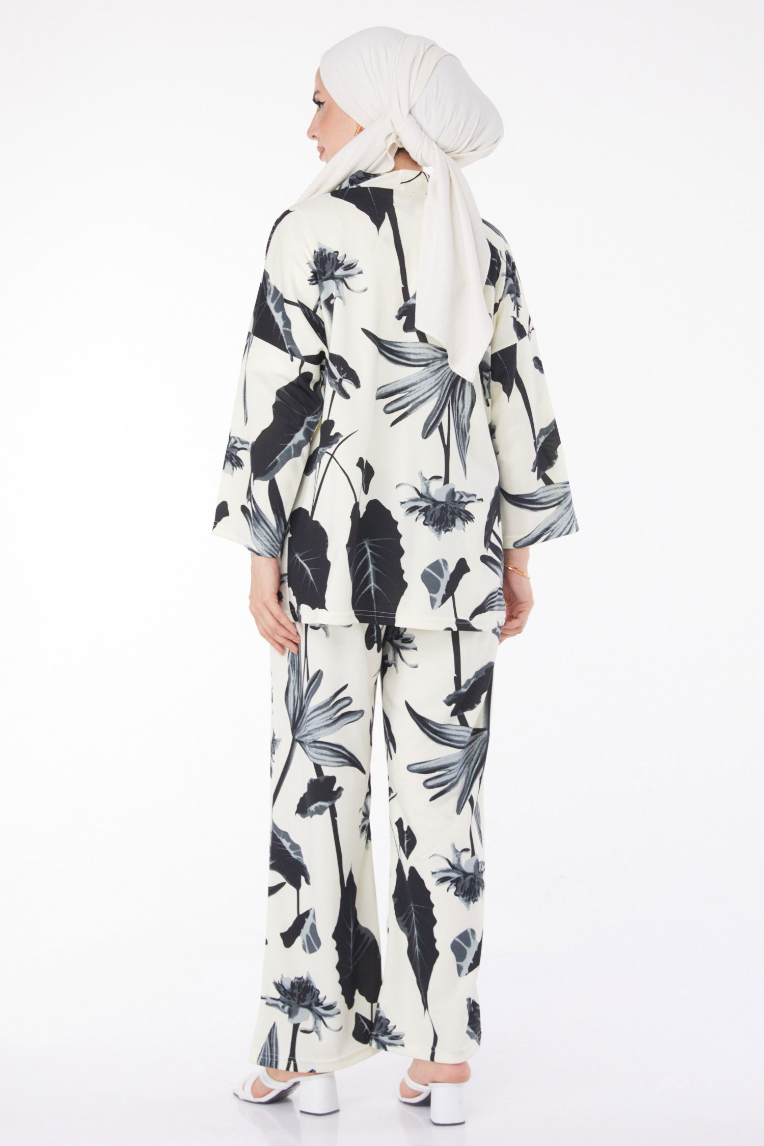 Düz Ceket Yaka Kadın Siyah Desenli Kimono Takım - 25875 - 5