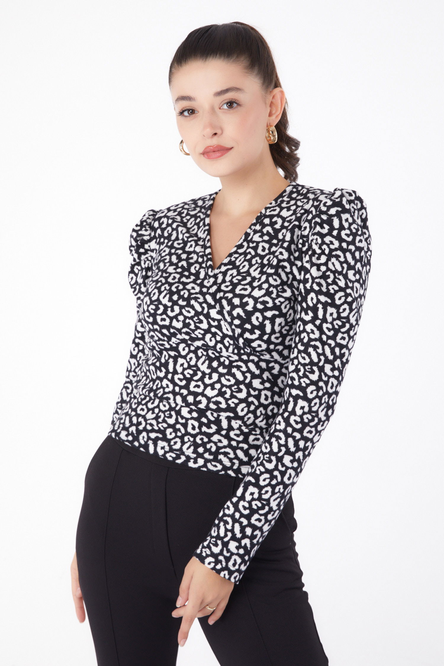 Leopar Desenli Bluz Siyah - 26215 - 2