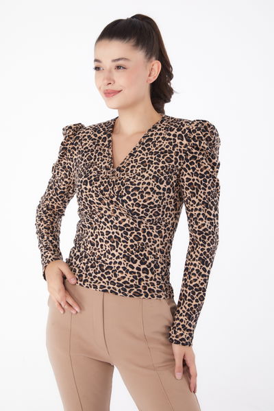 Düz Degaje Yaka Kadın Vizon Leopar Desenli Bluz - 26215 
