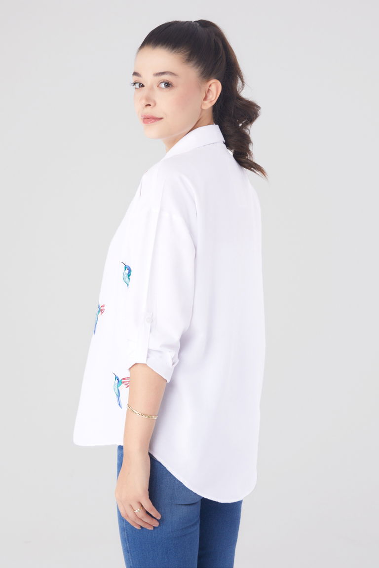 Düz Gömlek Yaka Kadın Beyaz Kuş Nakış Gömlek - 26263 - TOFİSA