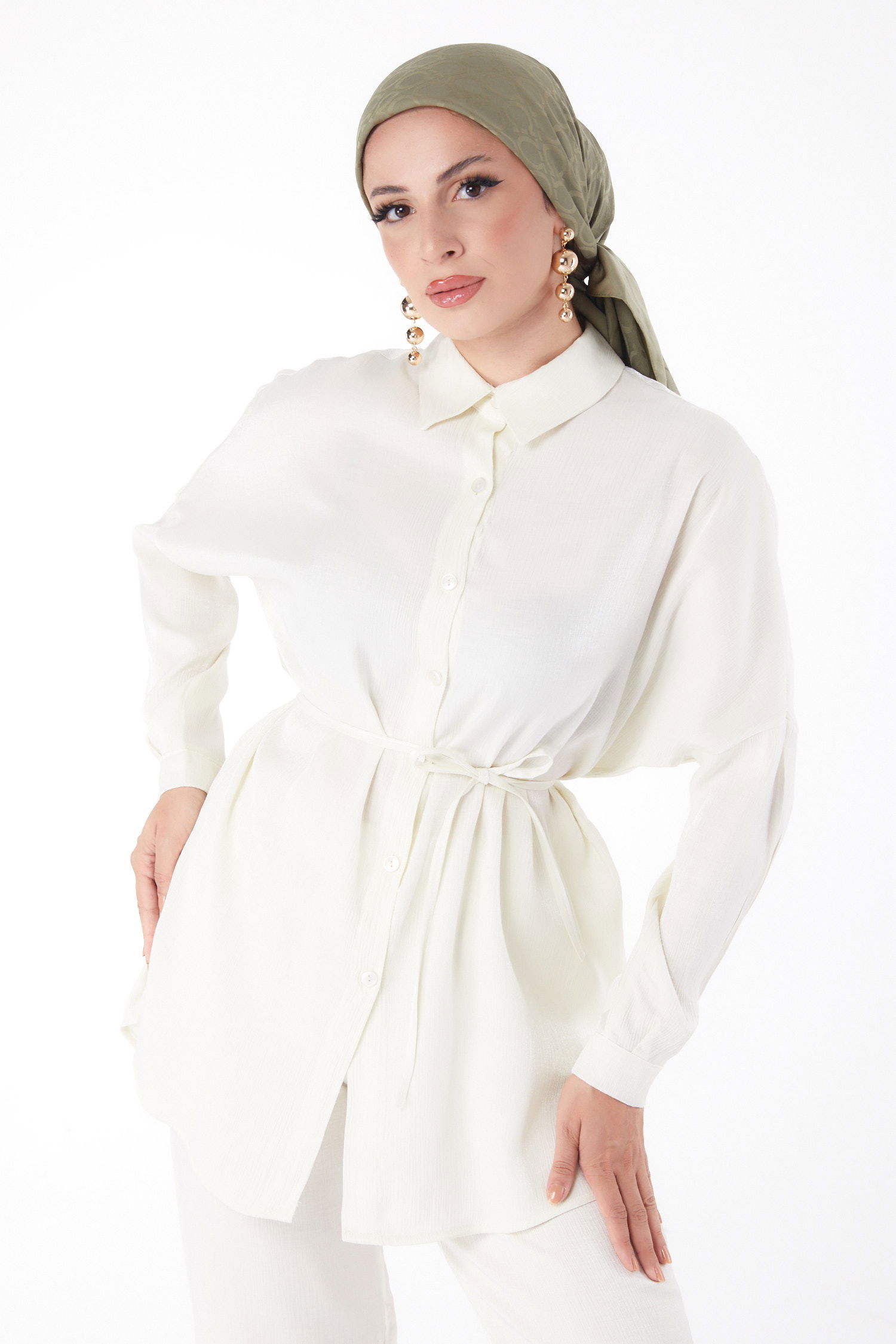 Düz Gömlek Yaka Kadın Beyaz Kuşaklı İkili Takım - 26142 - 3