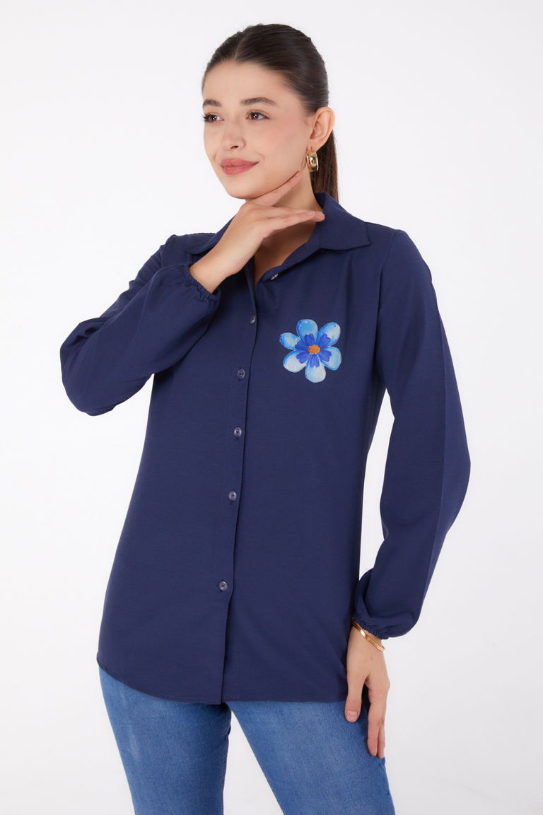 Düz Gömlek Yaka Kadın Lacivert Baskılı Gömlek - 13338 - TOFİSA