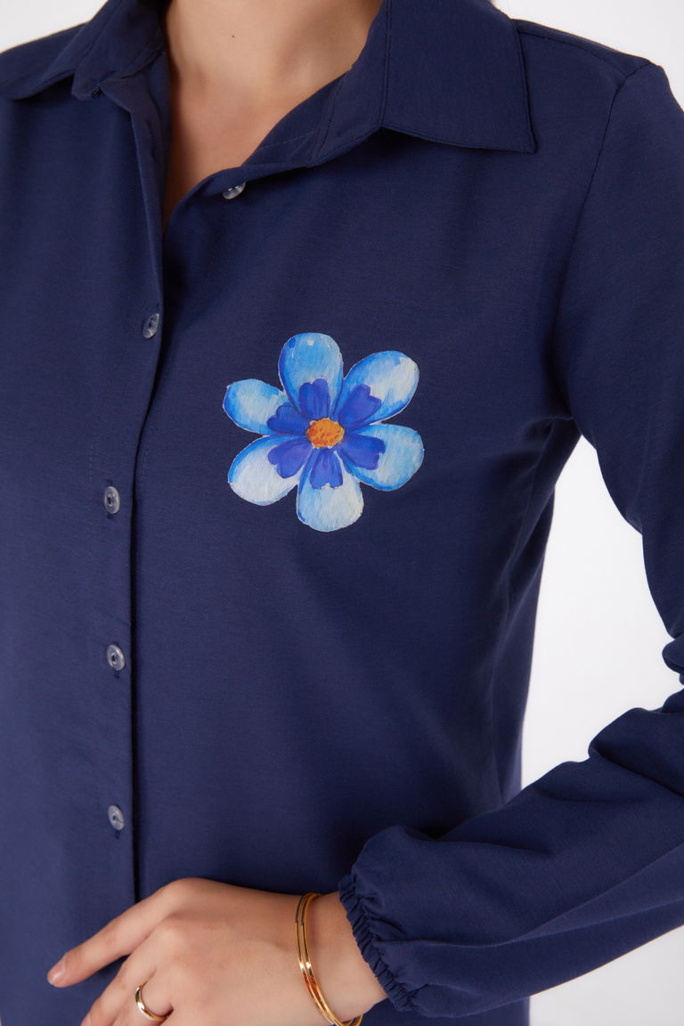 Düz Gömlek Yaka Kadın Lacivert Baskılı Gömlek - 13338 - TOFİSA