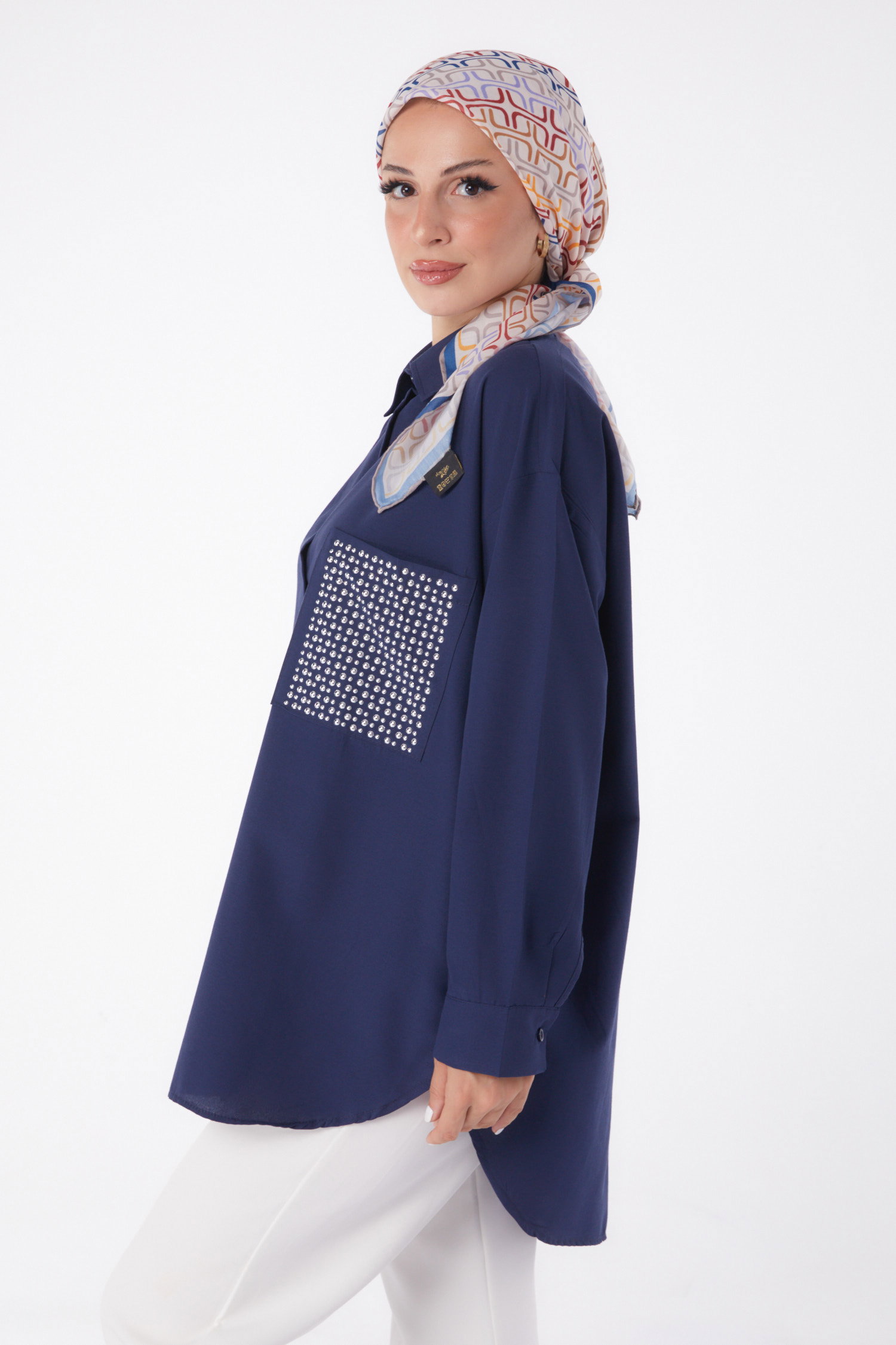 Düz Gömlek Yaka Kadın Lacivert Cep Taş Detaylı Tunik - 13168 - 3